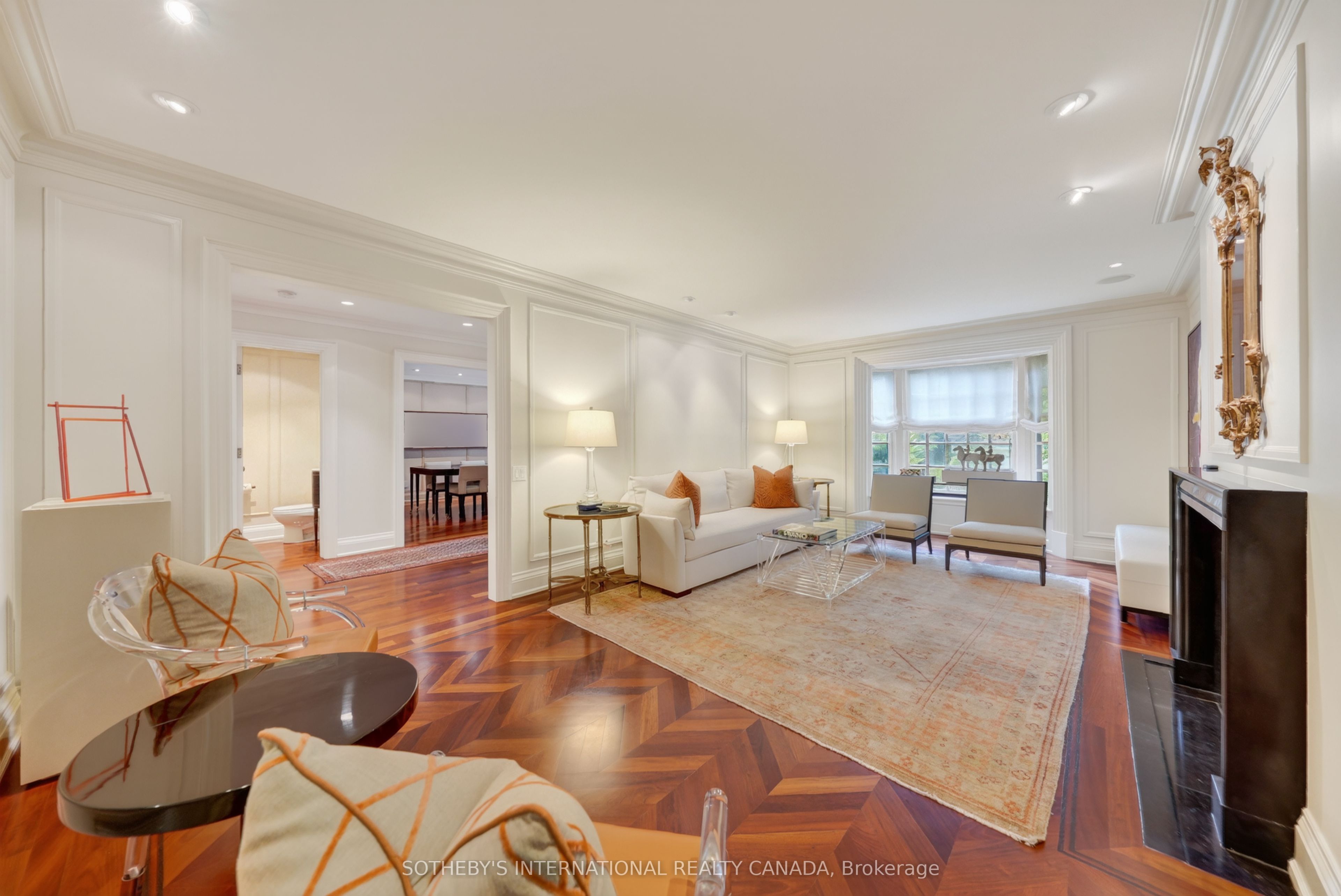 15 Alexandra Wood Property Photo 12