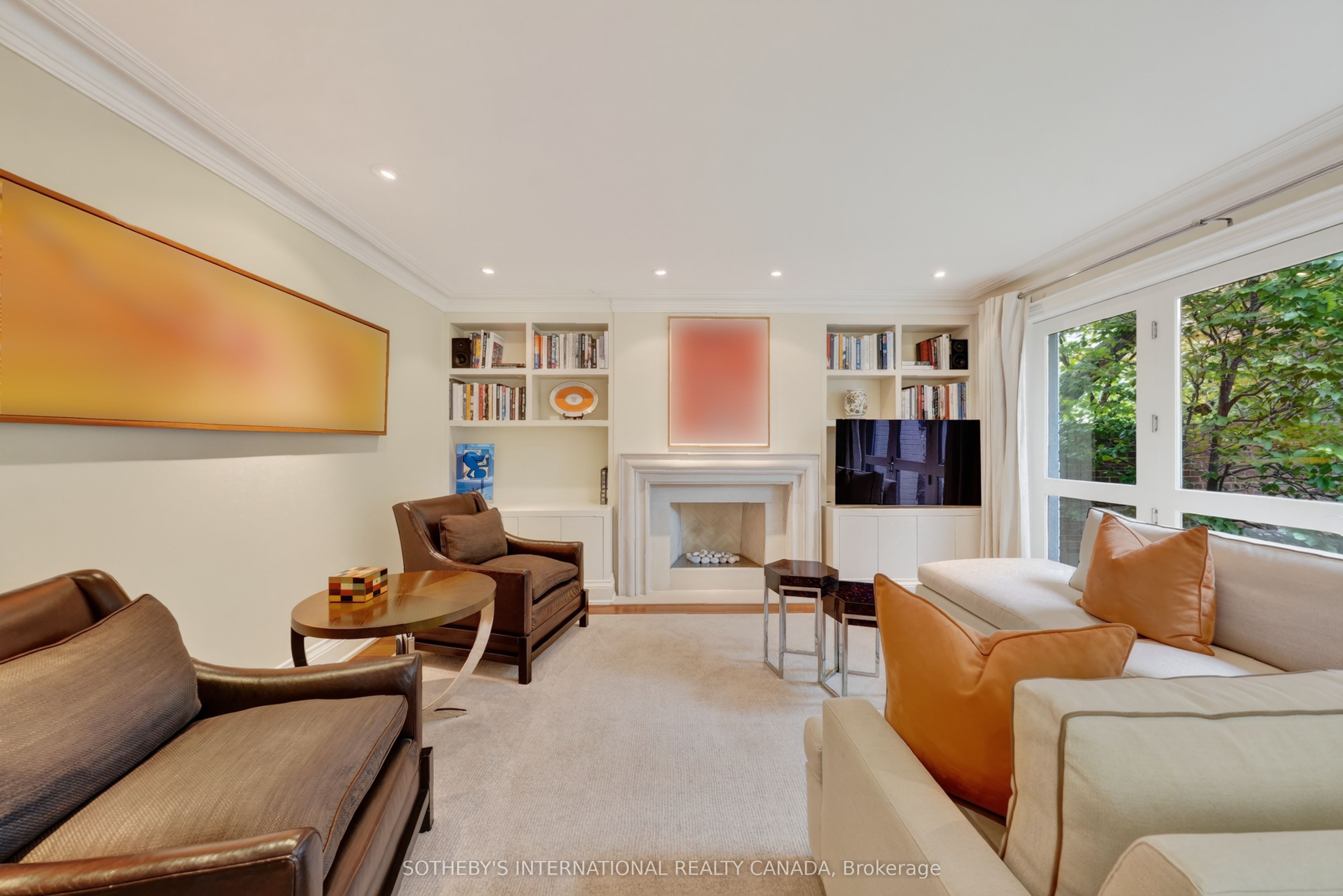 15 Alexandra Wood Property Photo 14