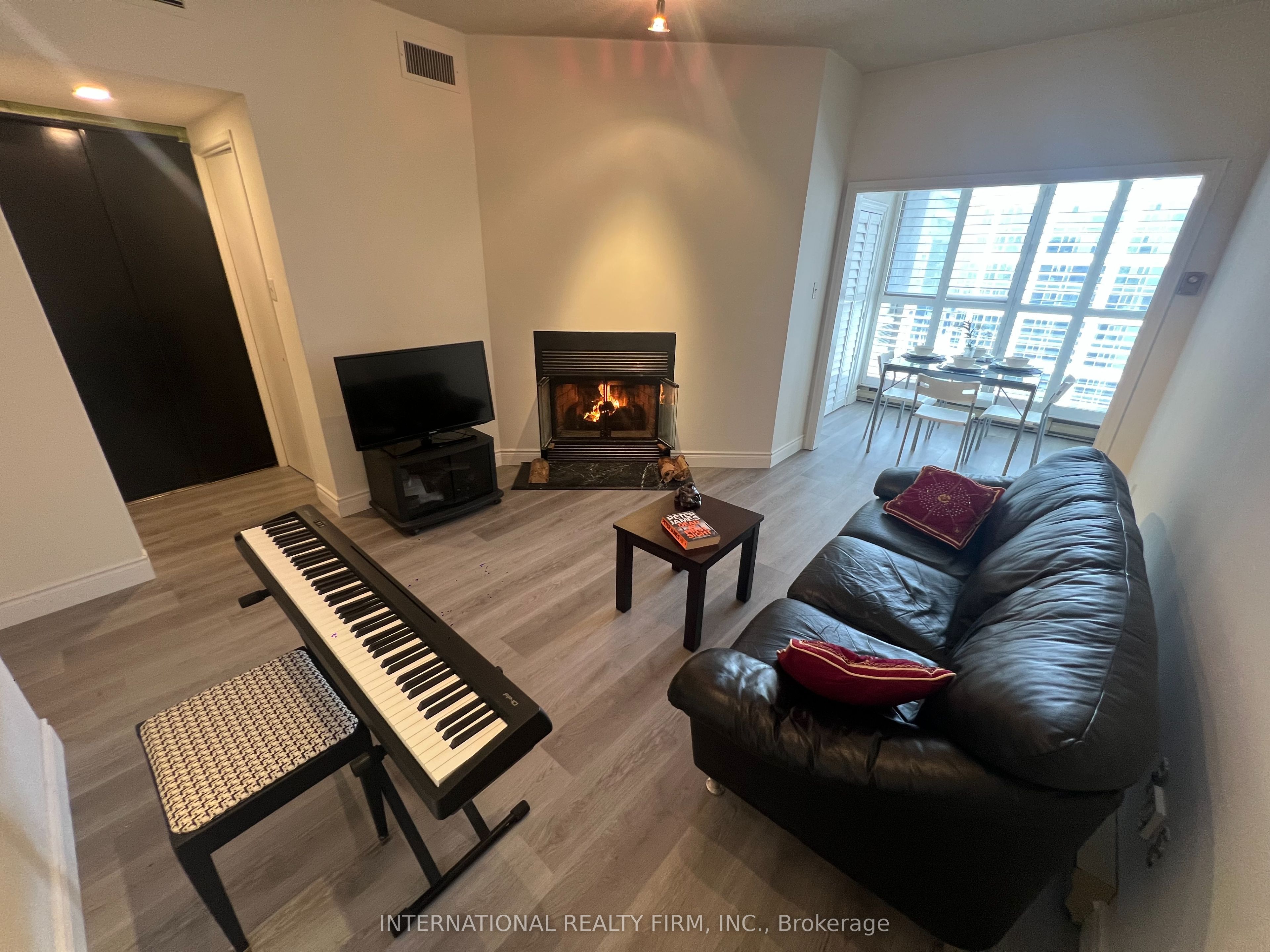 65 Scadding Avenue Ph5 Property Photo 4