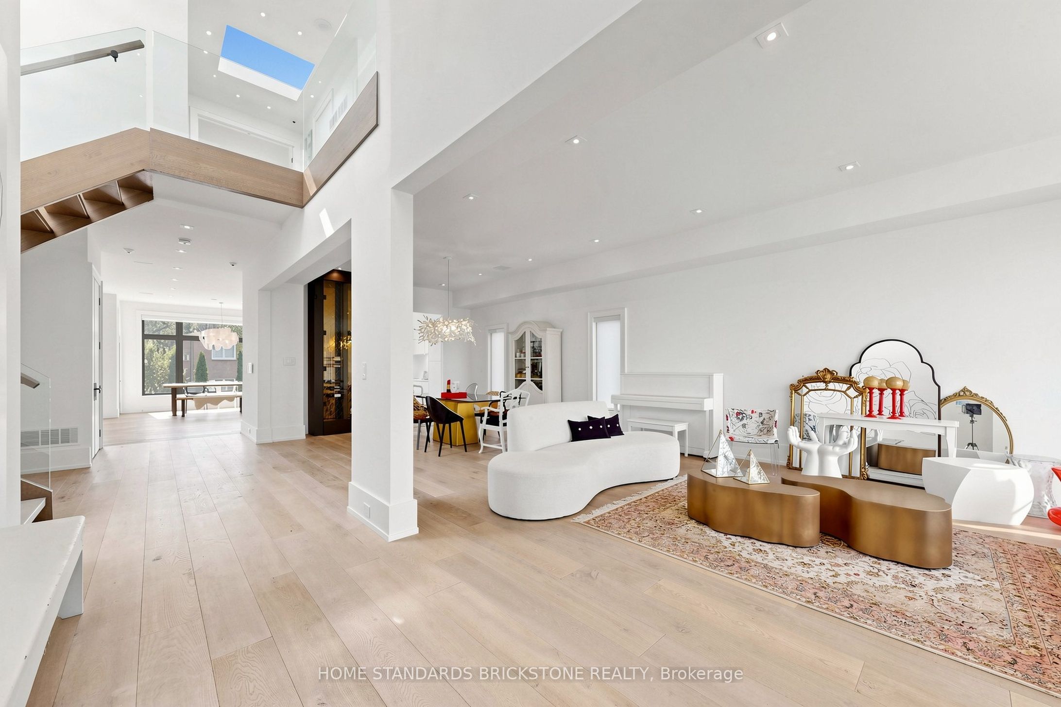 10 Alonzo Road Property Photo 4