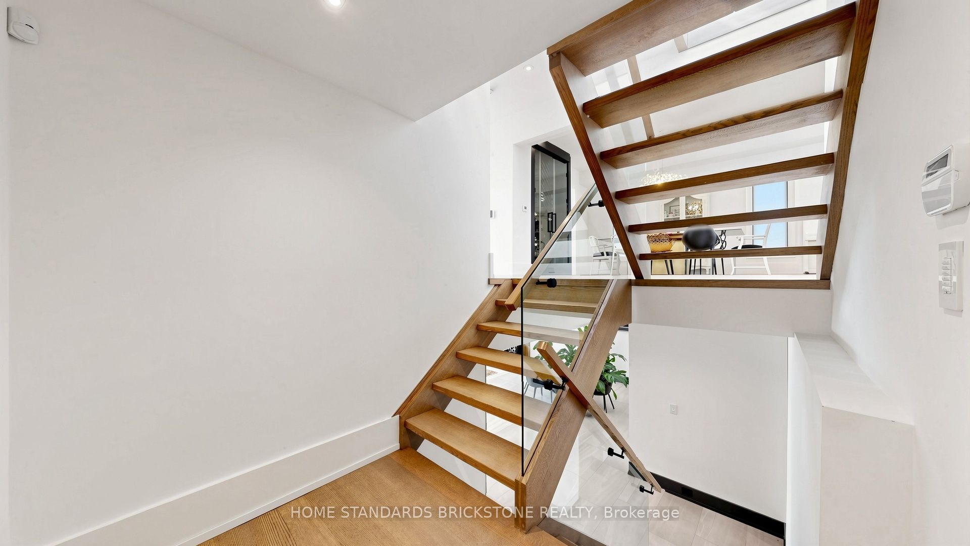 10 Alonzo Road Property Photo 15