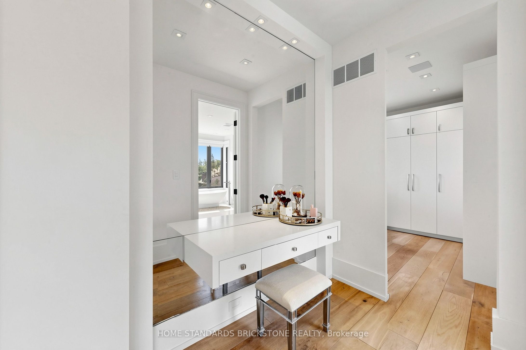 10 Alonzo Road Property Photo 20