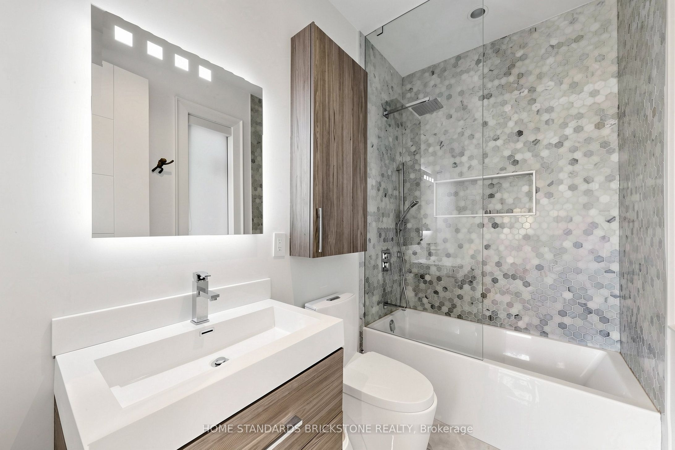 10 Alonzo Road Property Photo 25