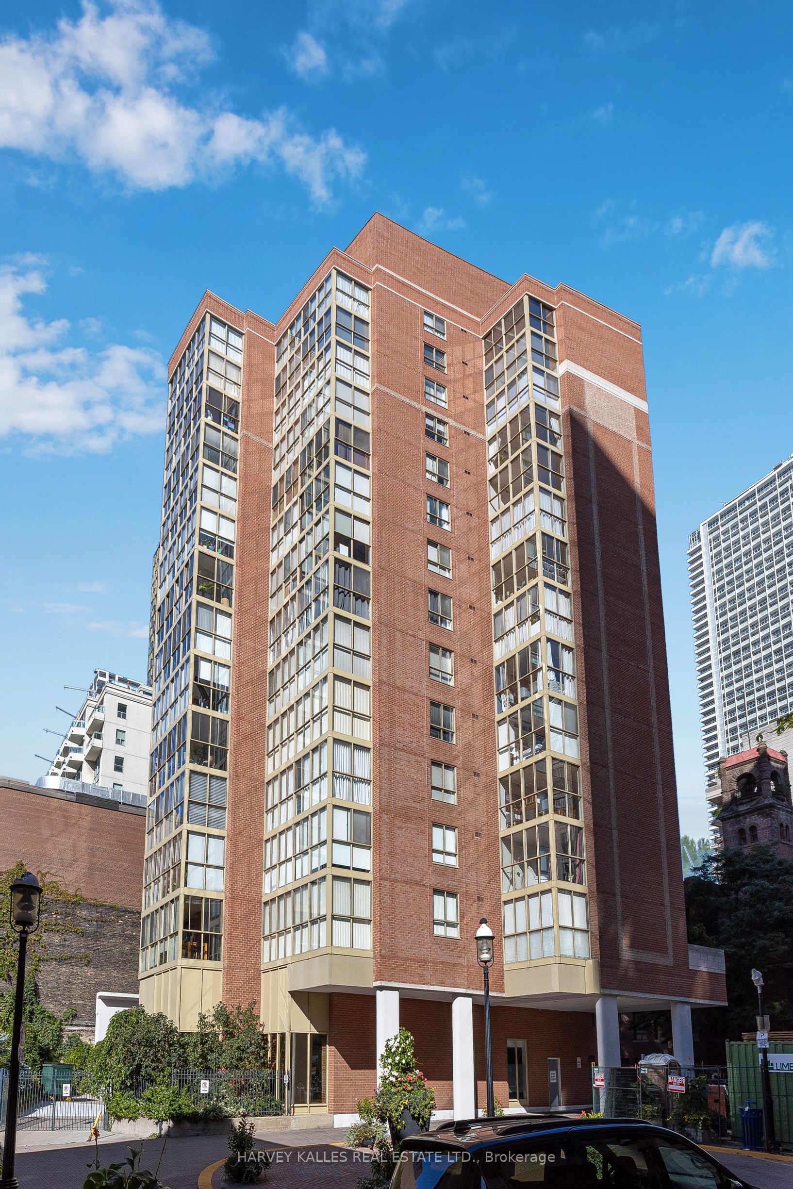 95 Lombard Street 1405
