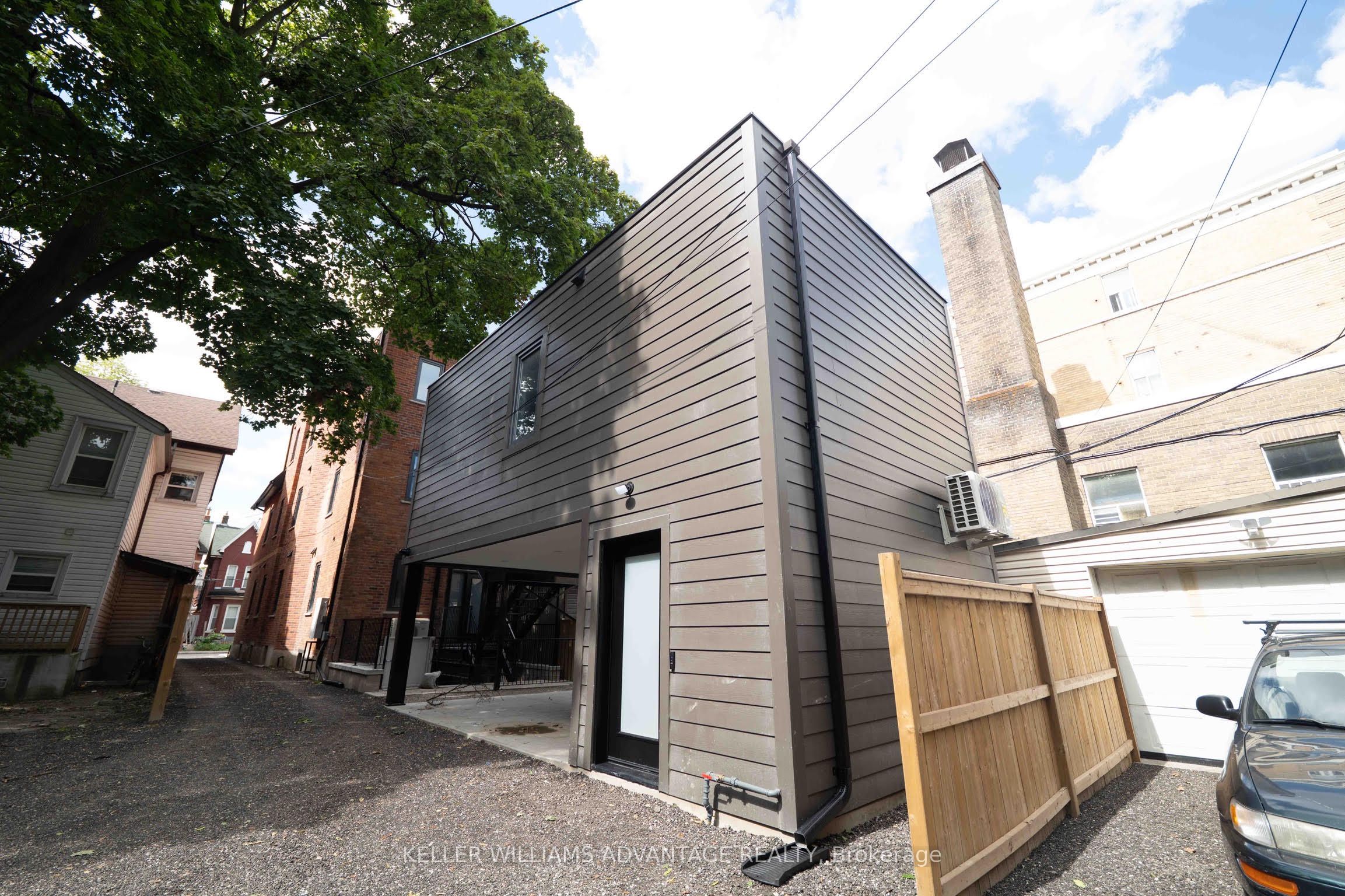23 Ross Street Garden Suite(laneway Apt) Property Photo 1