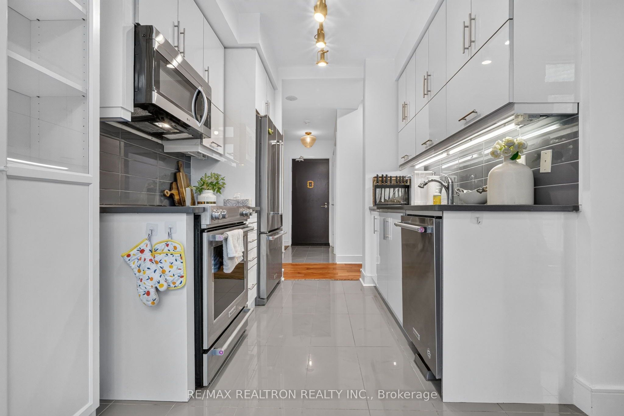 825 Church Street 912 Property Photo 12