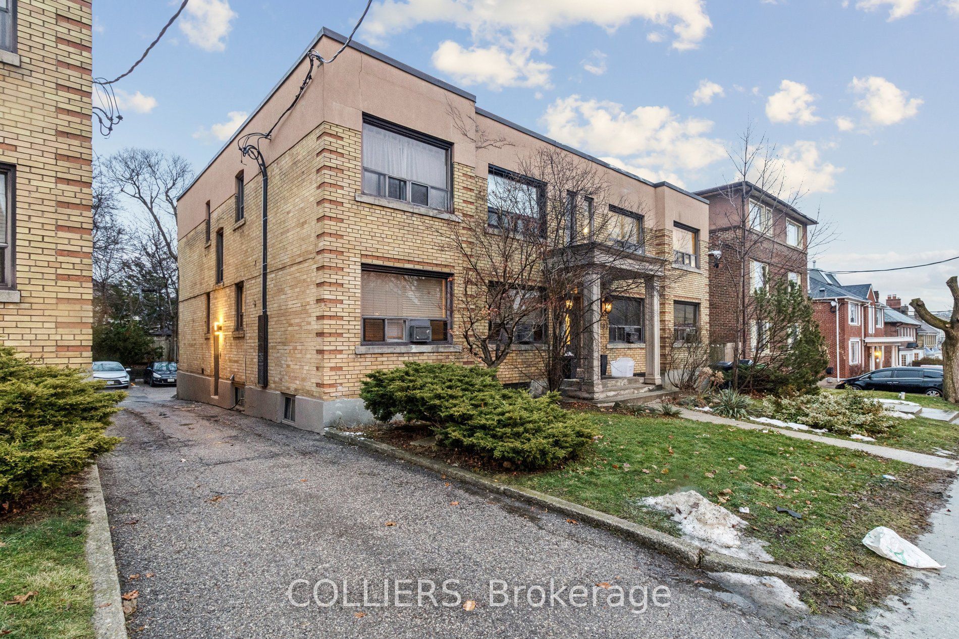 1703/1705 Bathurst Street Property Photo 13