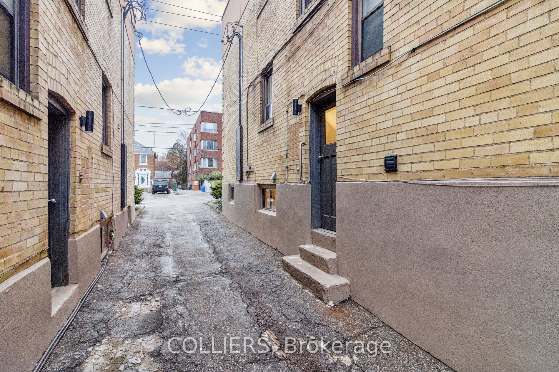 1703/1705 Bathurst Street Property Photo 17