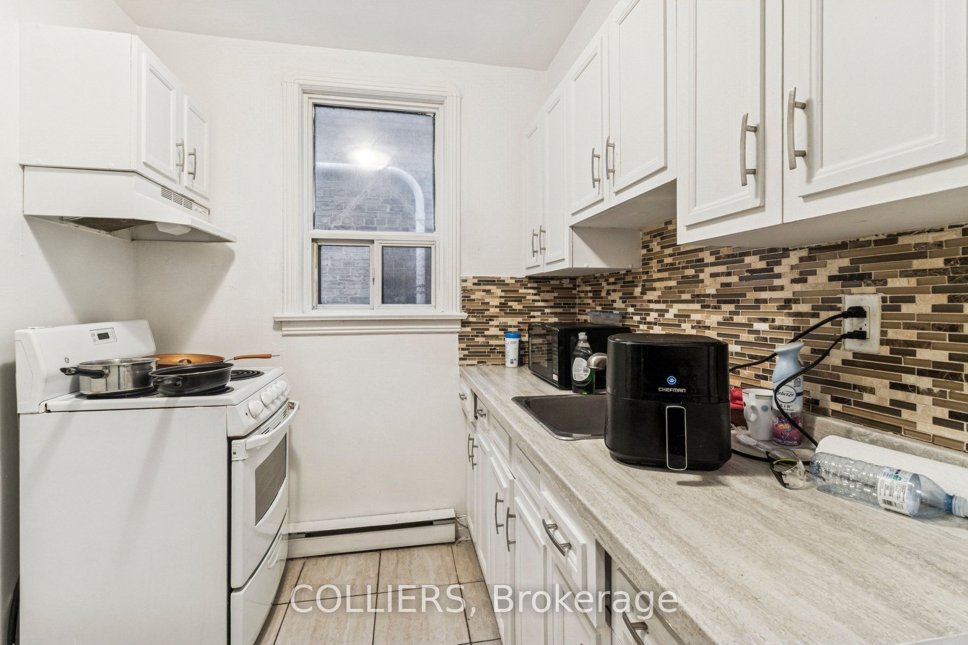 1703/1705 Bathurst Street Property Photo 19