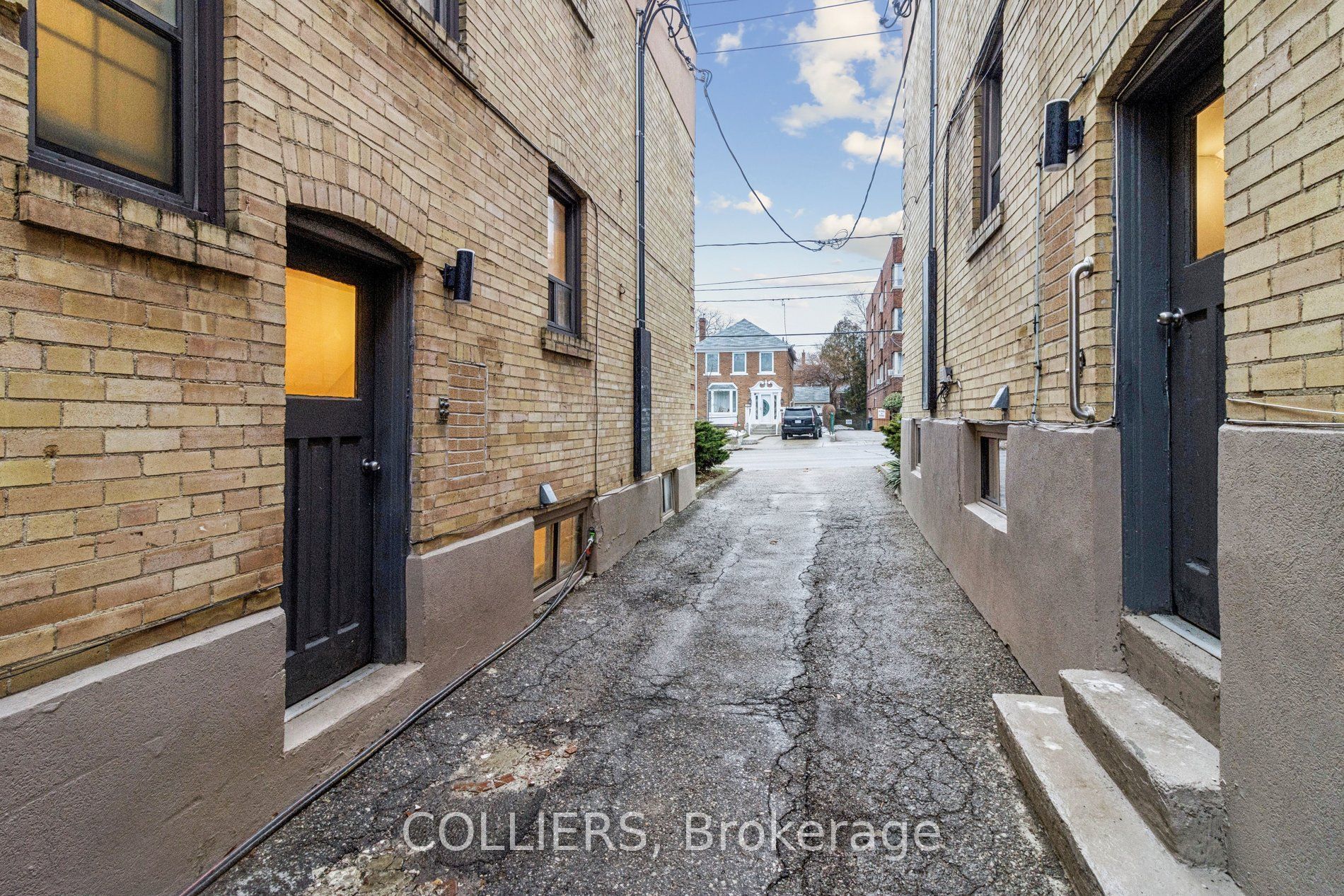 1703/1705 Bathurst Street Property Photo 24