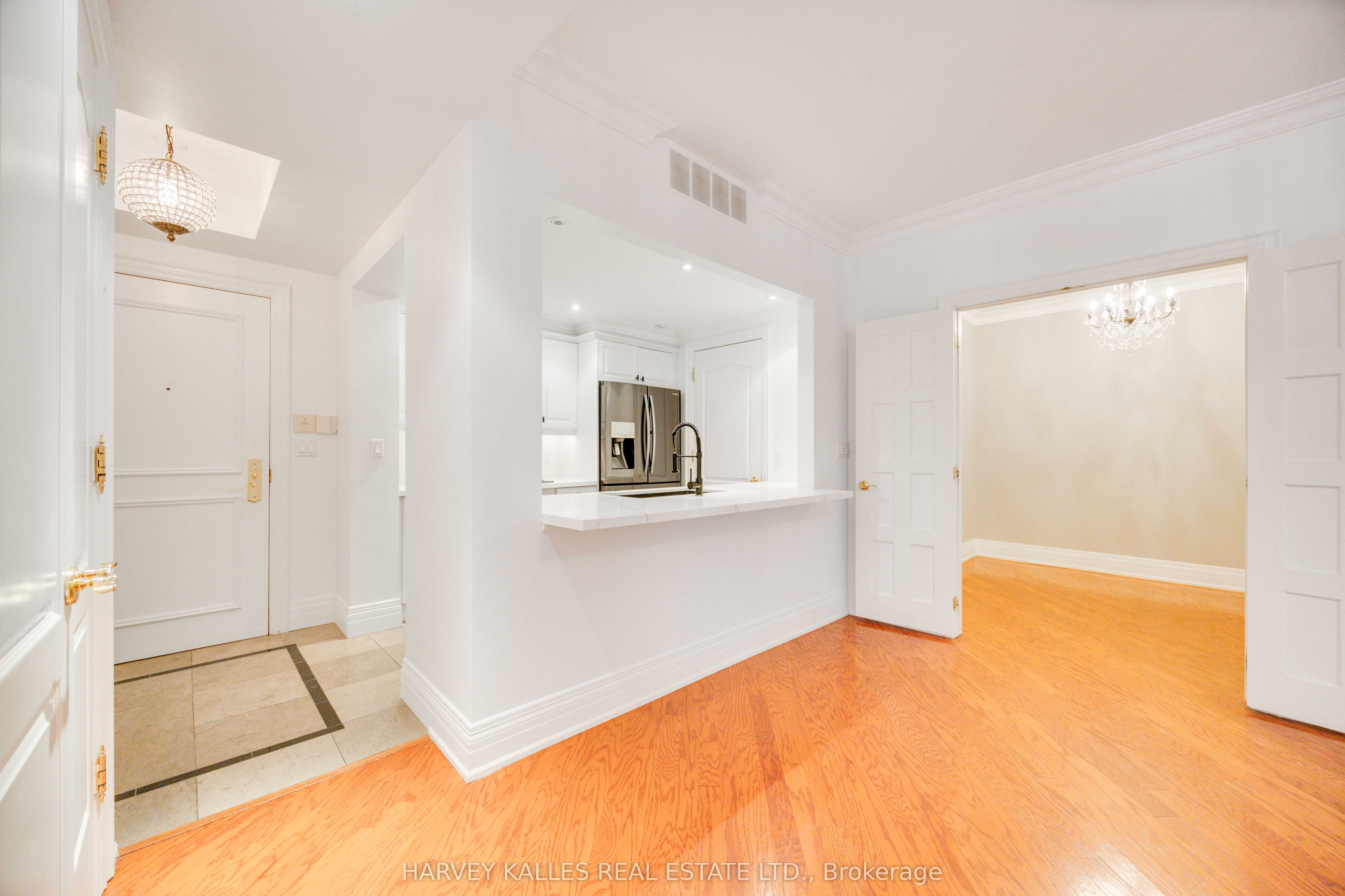 33 Delisle Avenue 201 Property Photo 4