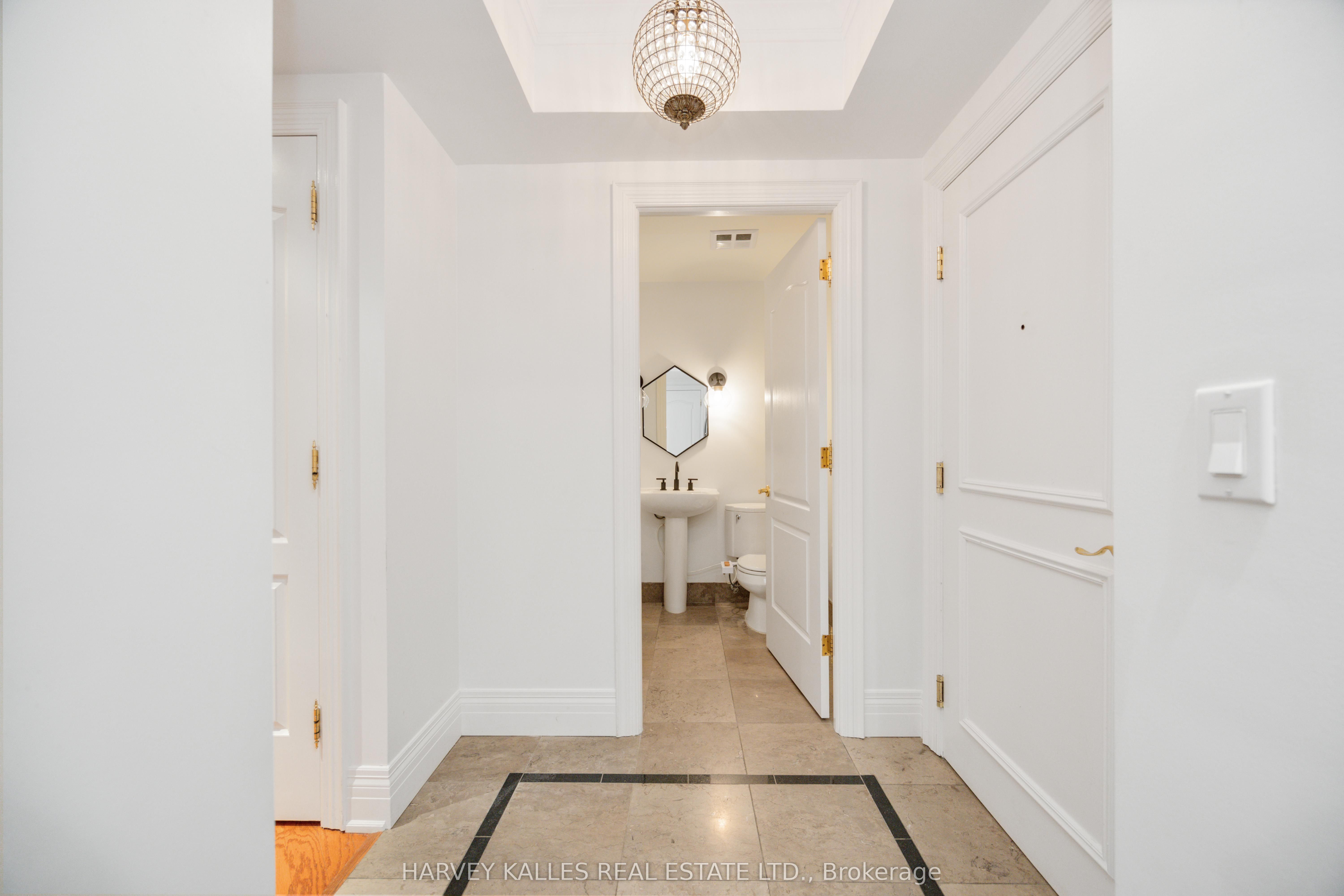 33 Delisle Avenue 201 Property Photo 5