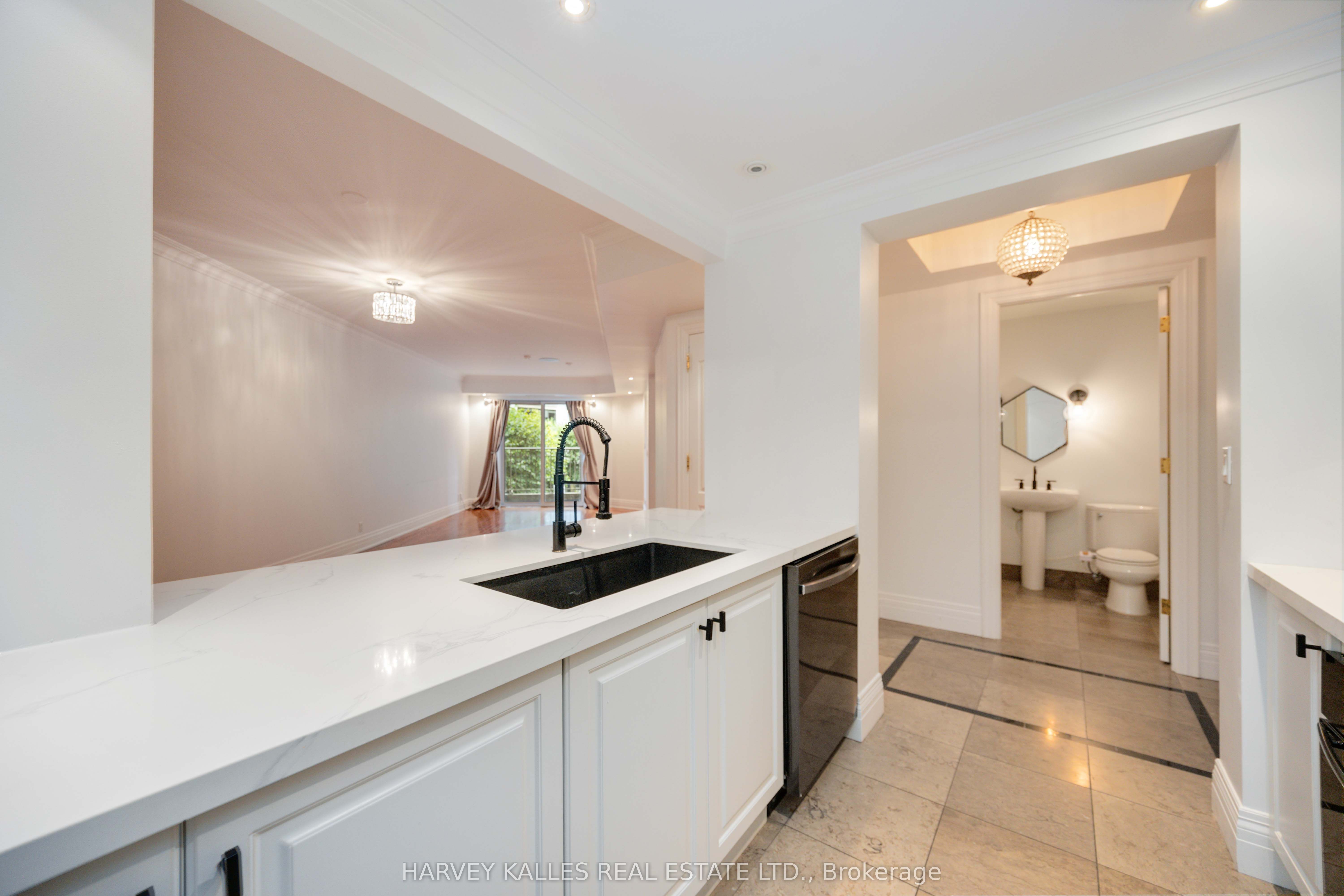 33 Delisle Avenue 201 Property Photo 18