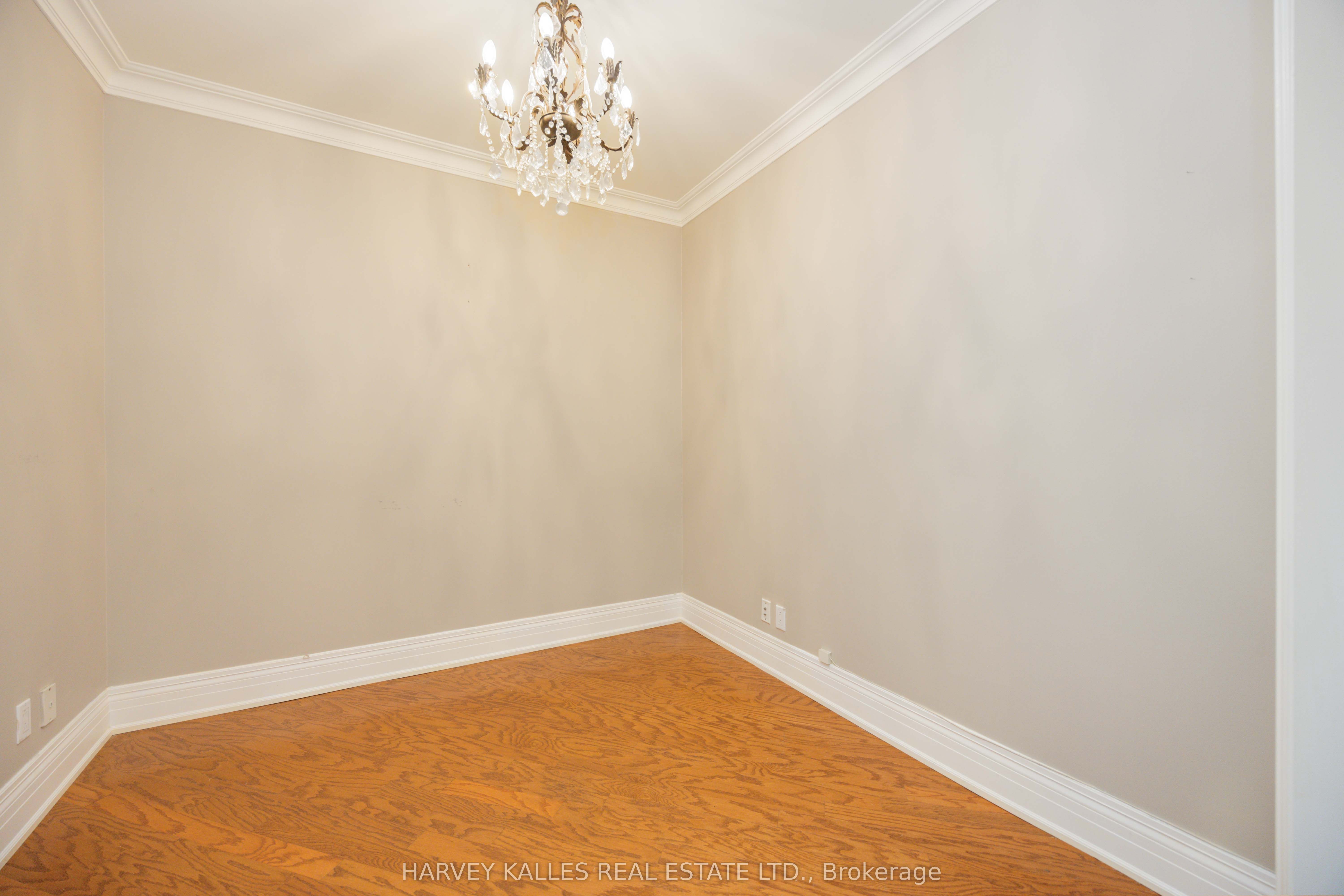 33 Delisle Avenue 201 Property Photo 19