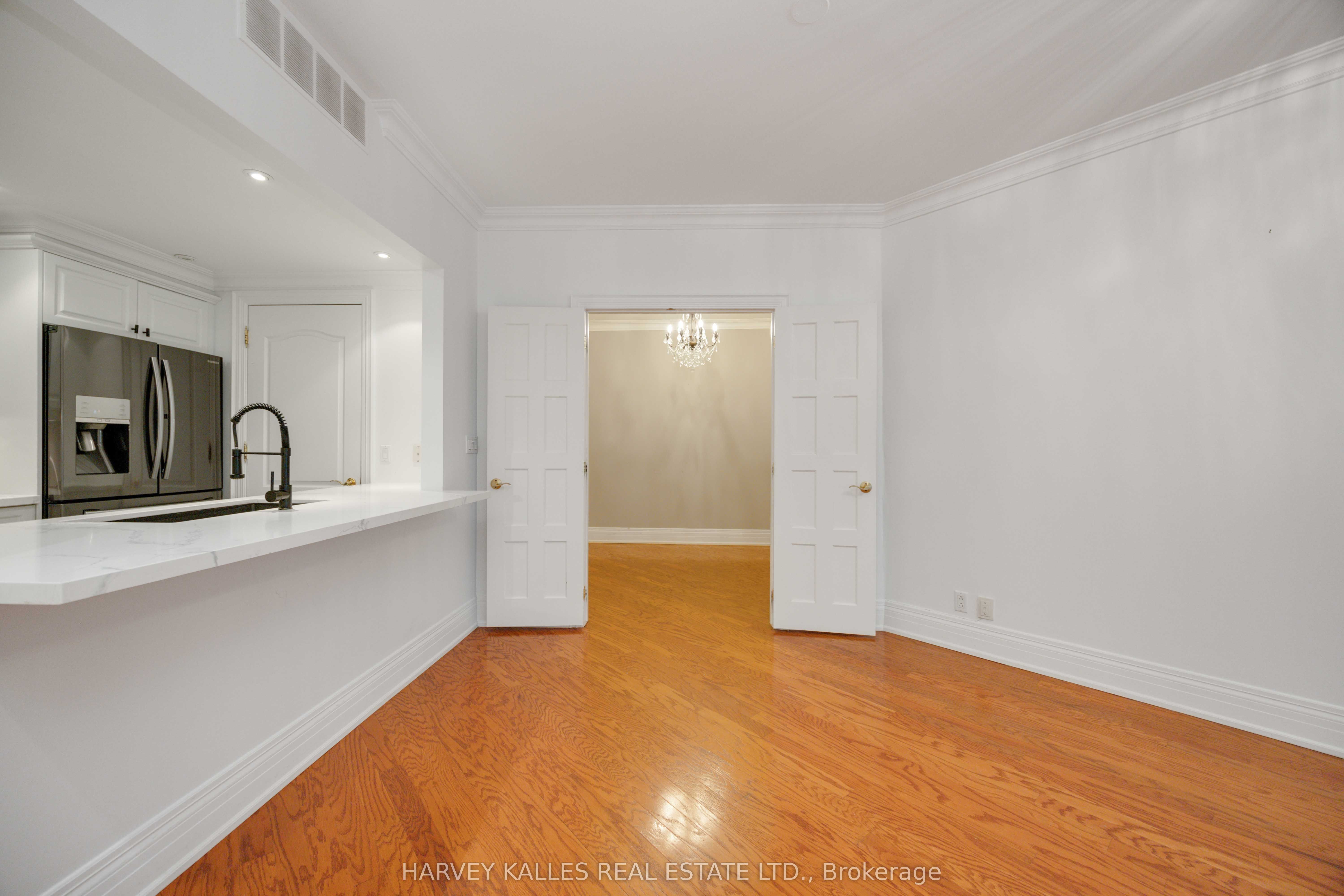 33 Delisle Avenue 201 Property Photo 22