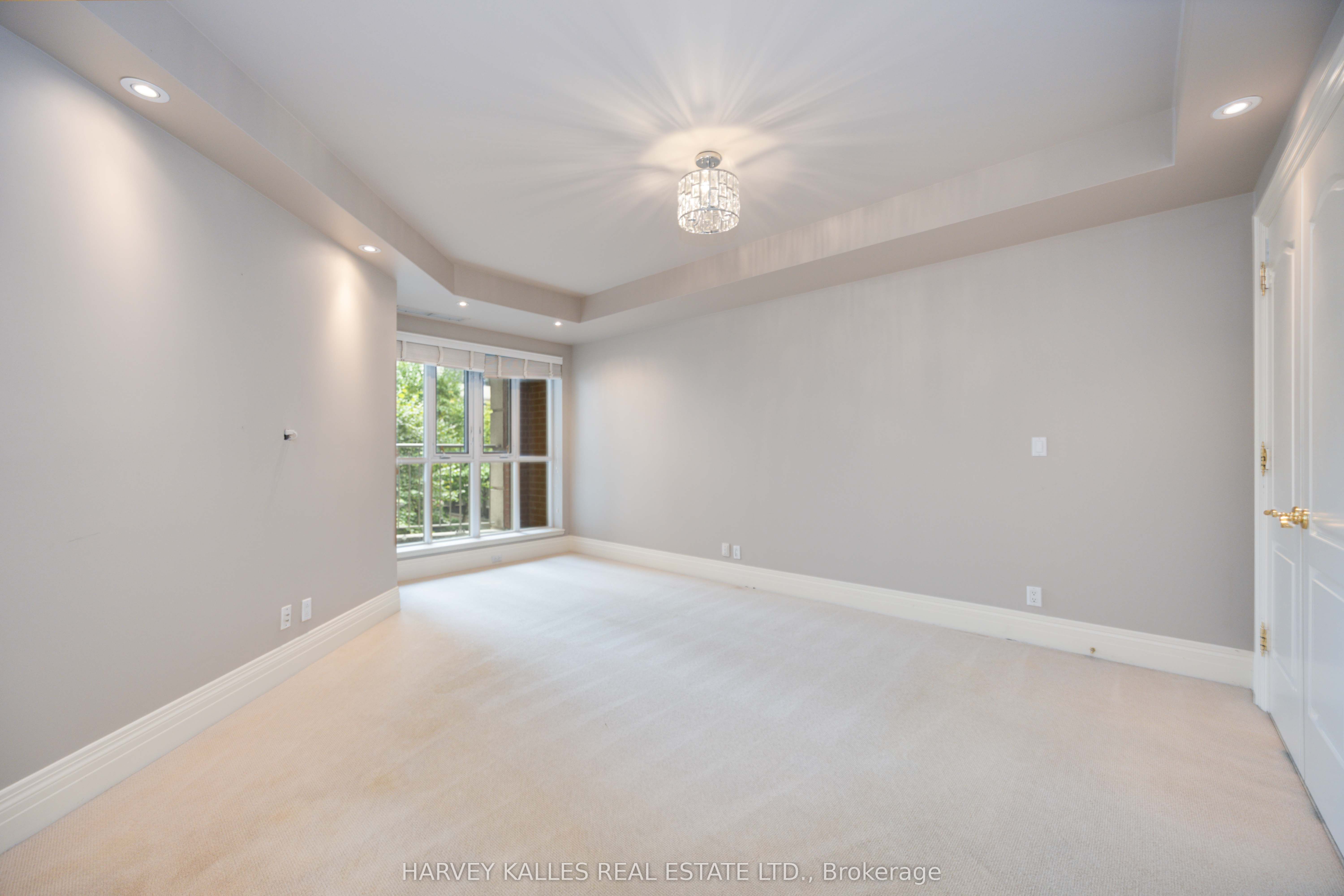 33 Delisle Avenue 201 Property Photo 38