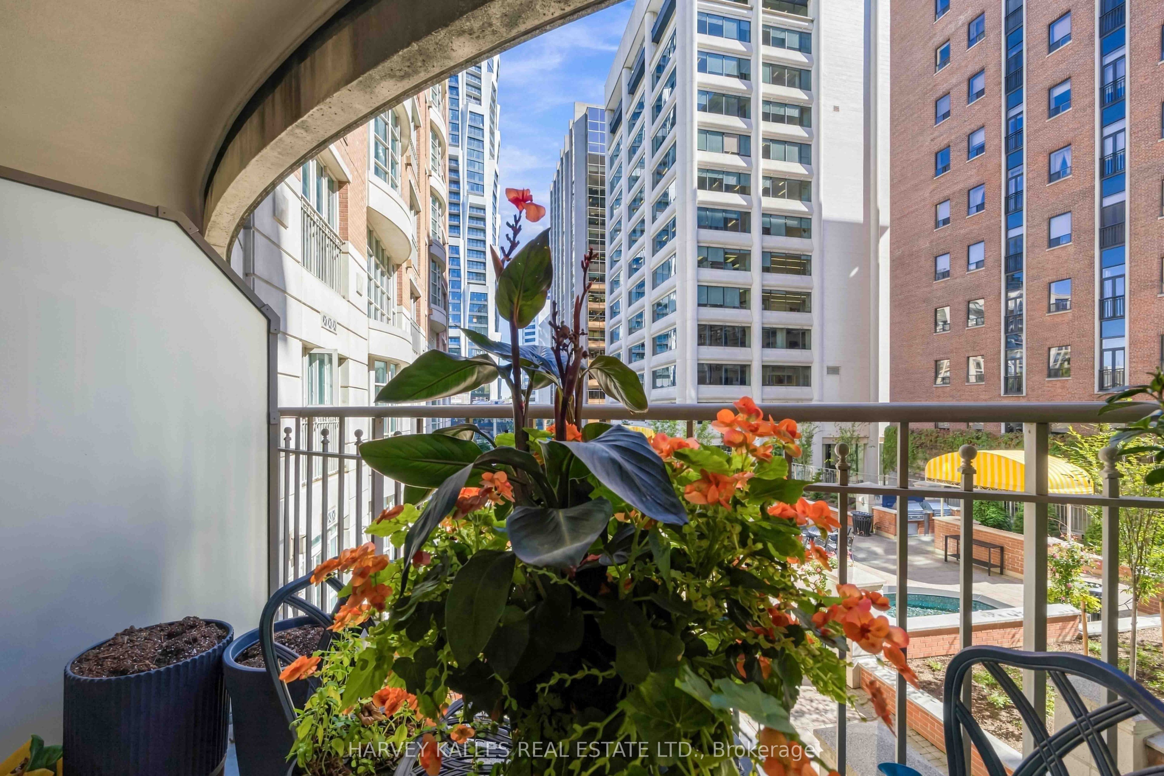 33 Delisle Avenue 201 Property Photo 49