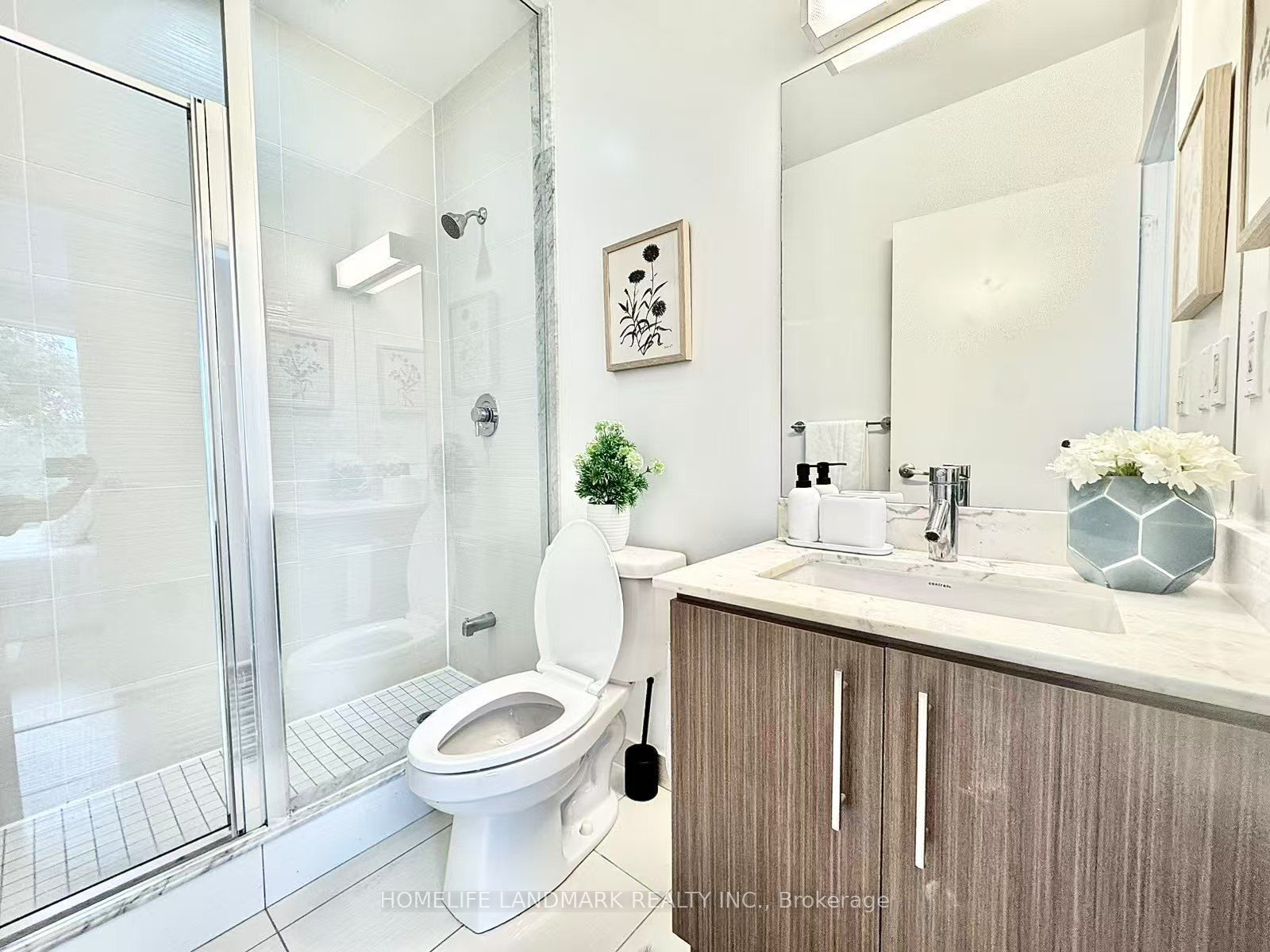 58 Orchard View Boulevard 209 Property Photo 11