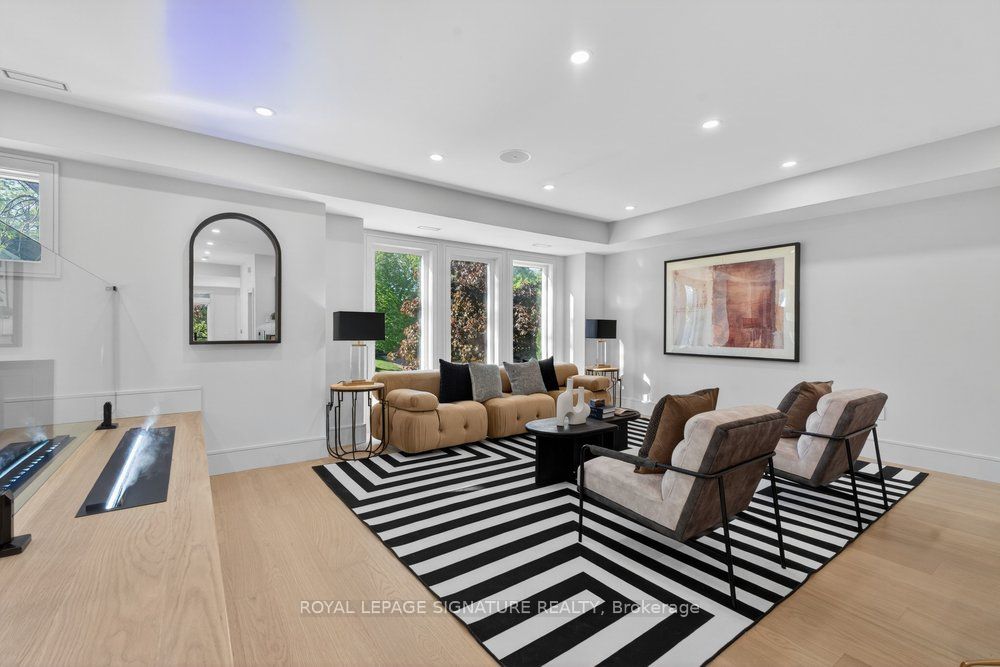 339 Broadway Avenue Property Photo 4