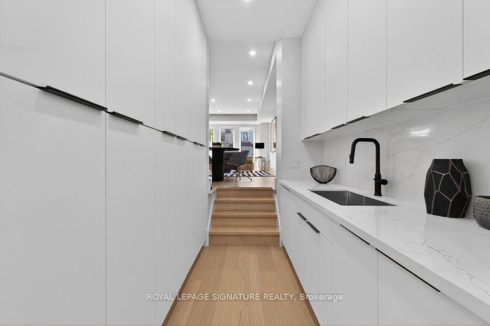 339 Broadway Avenue Property Photo 16