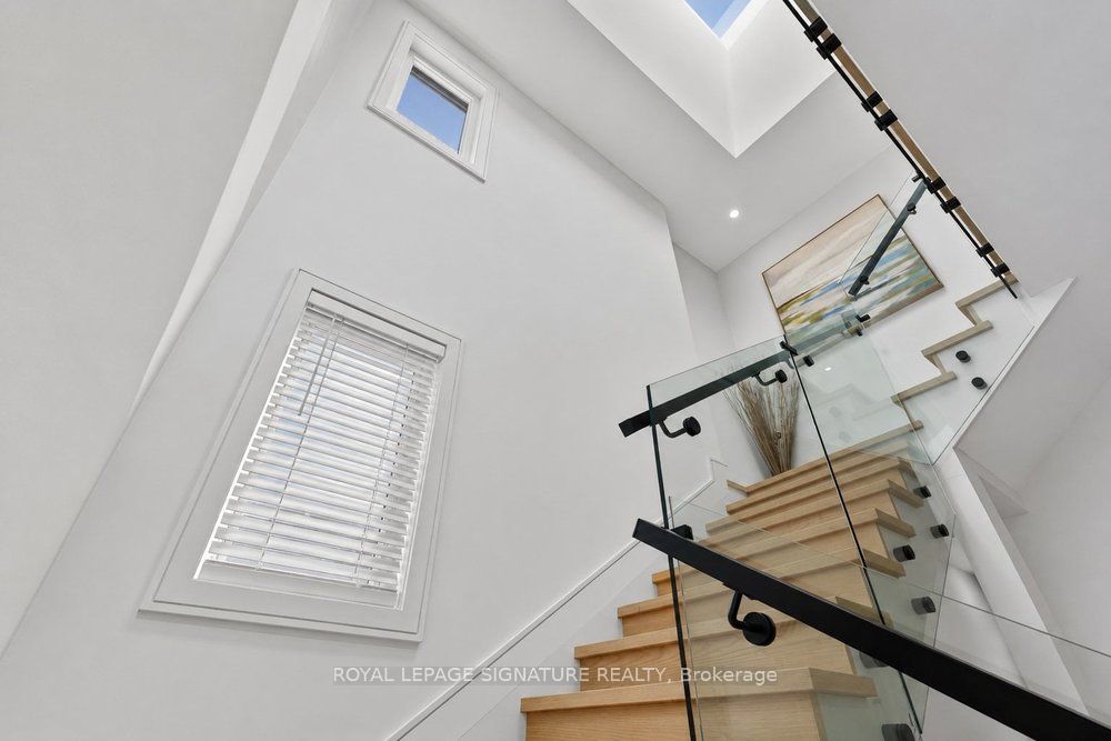 339 Broadway Avenue Property Photo 28