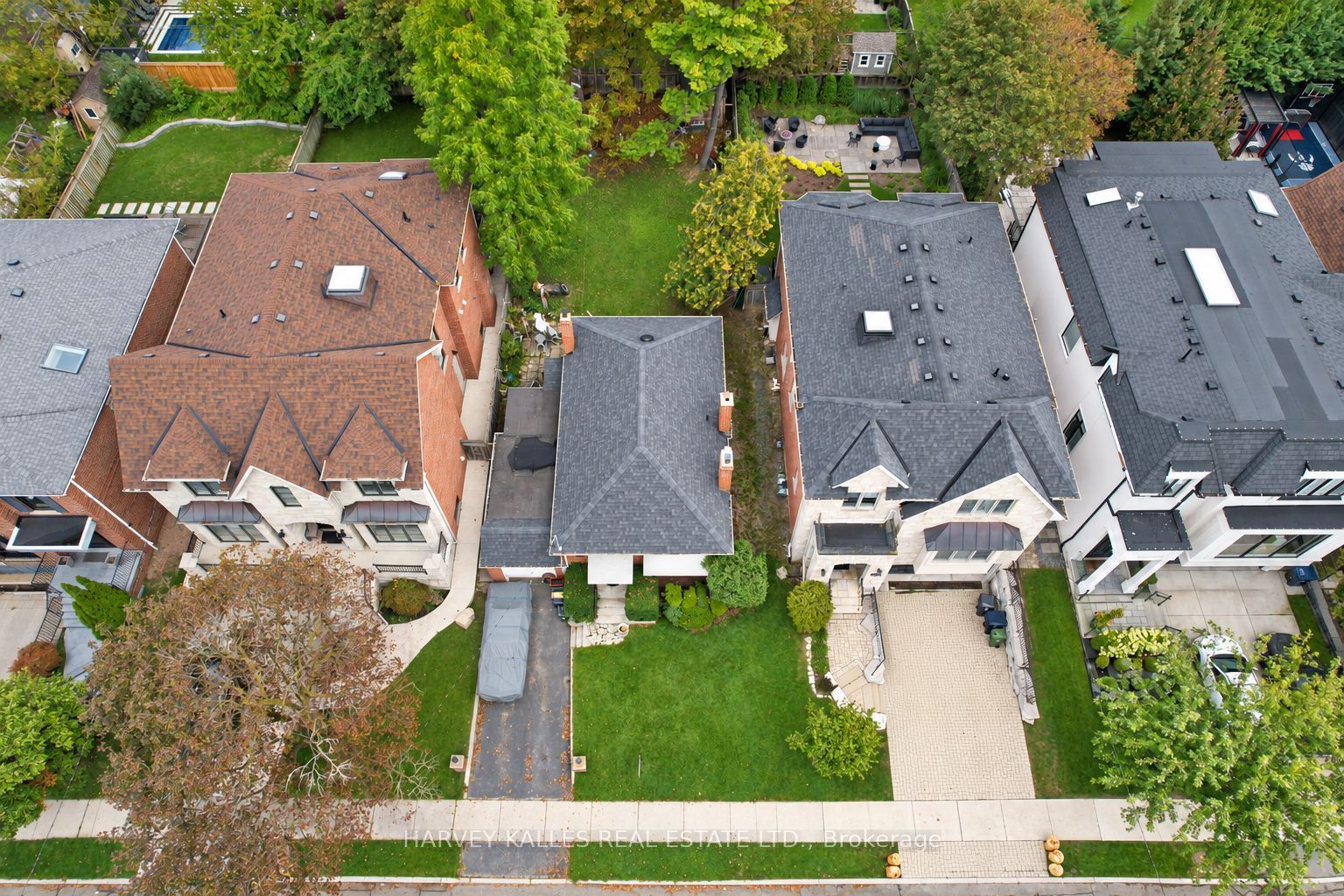 78 Bannockburn Avenue Property Photo 2