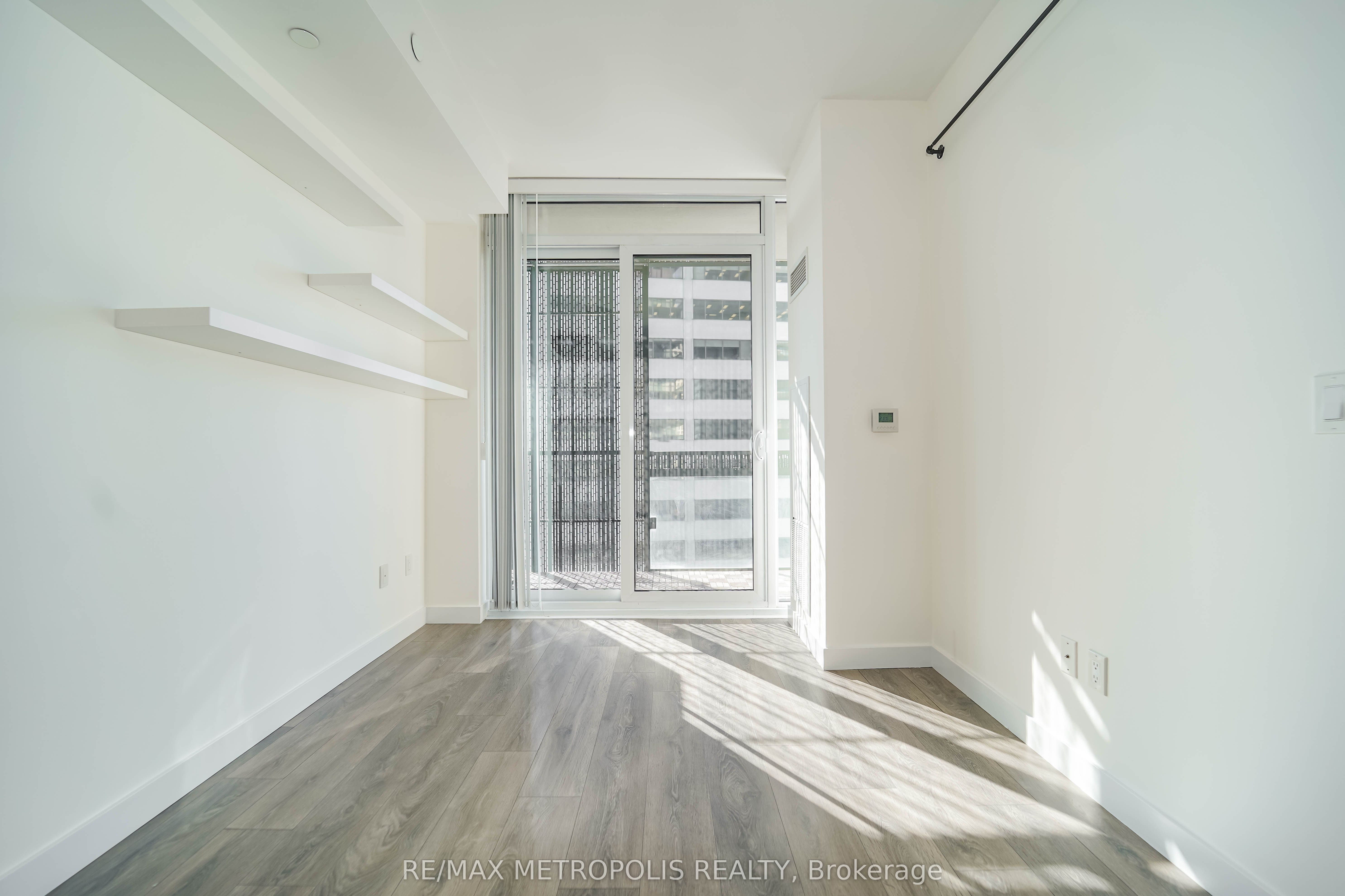 8 Eglinton Avenue E 1504 Property Photo 17