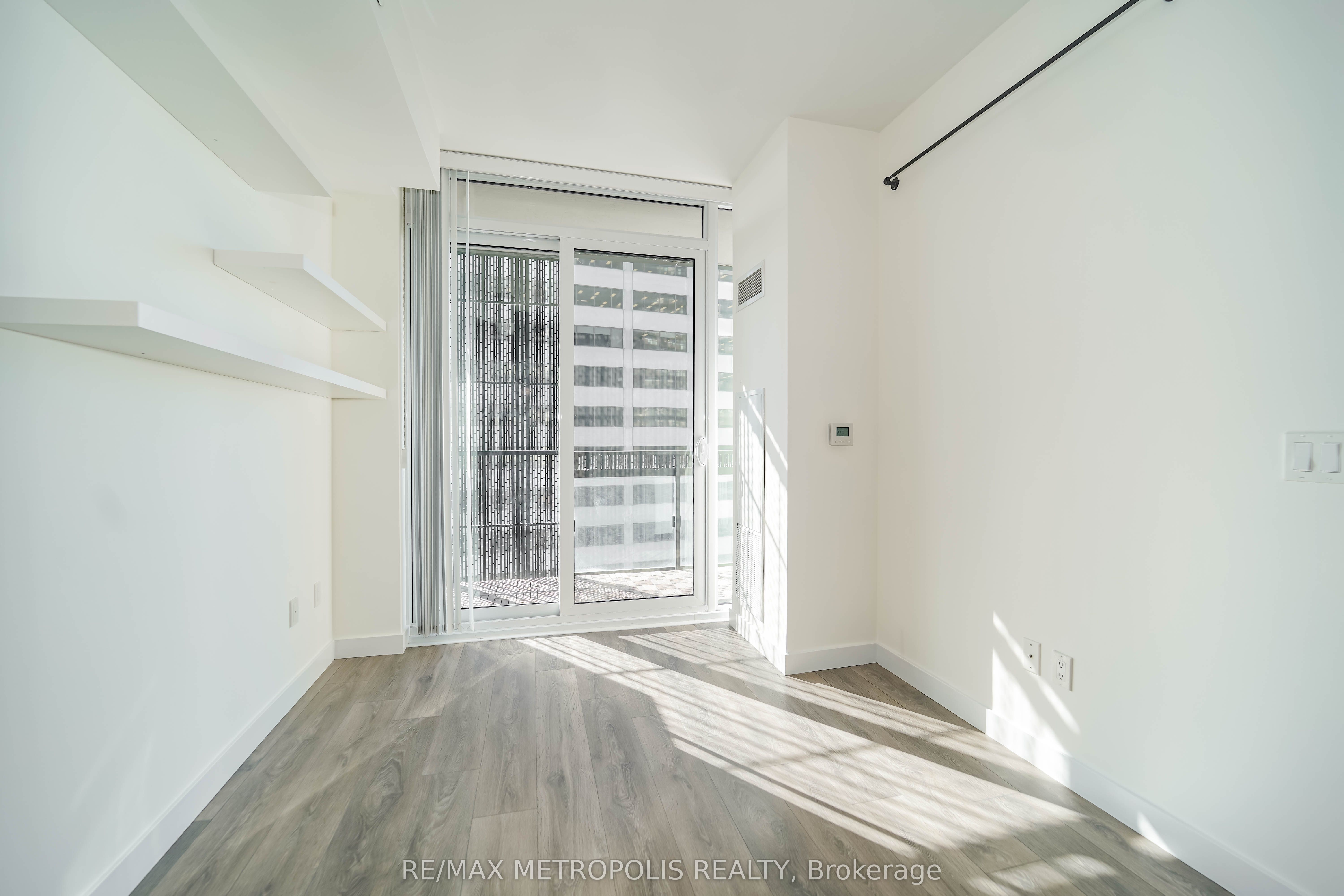 8 Eglinton Avenue E 1504 Property Photo 19