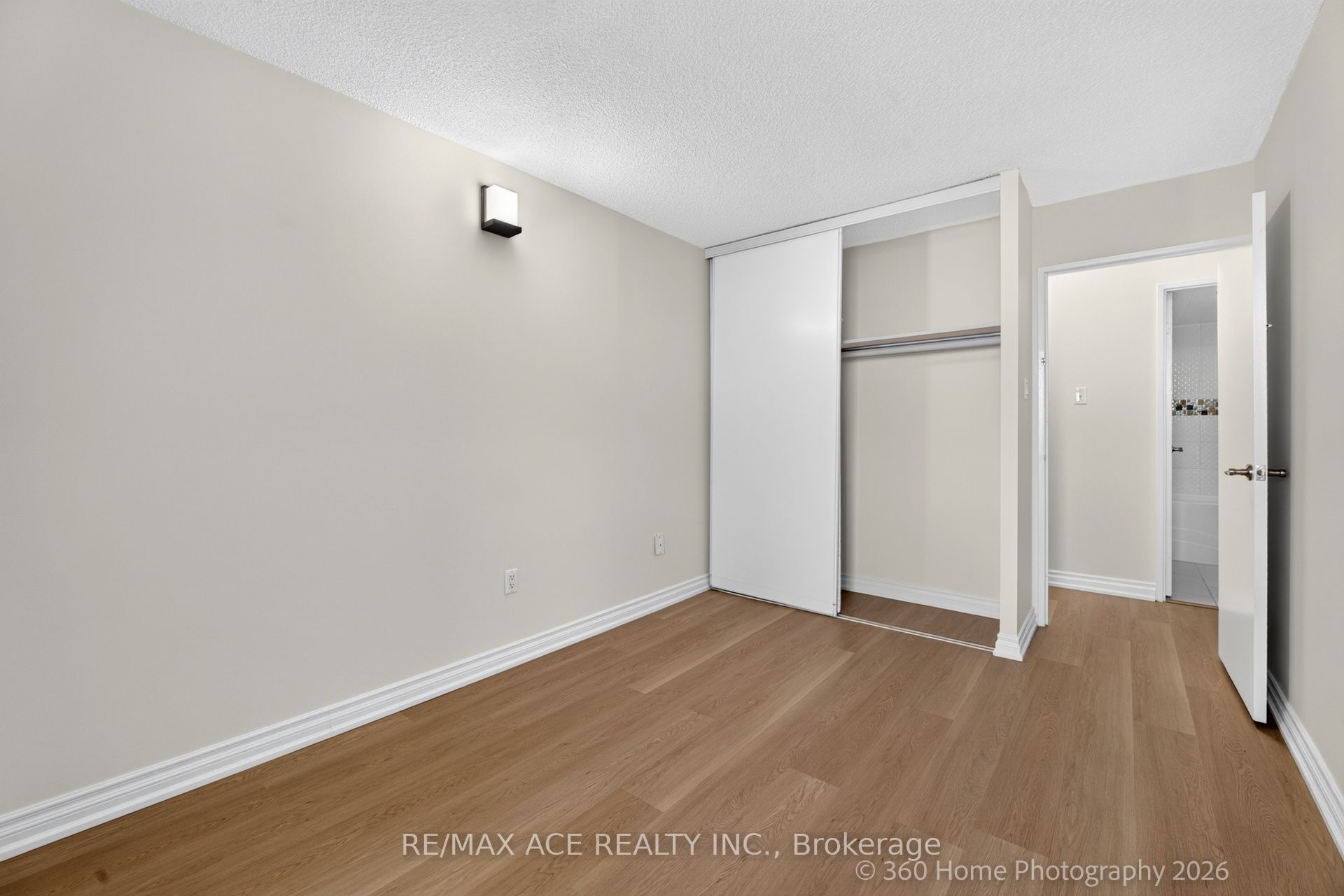 25 Sunrise Avenue 506 Property Photo 19