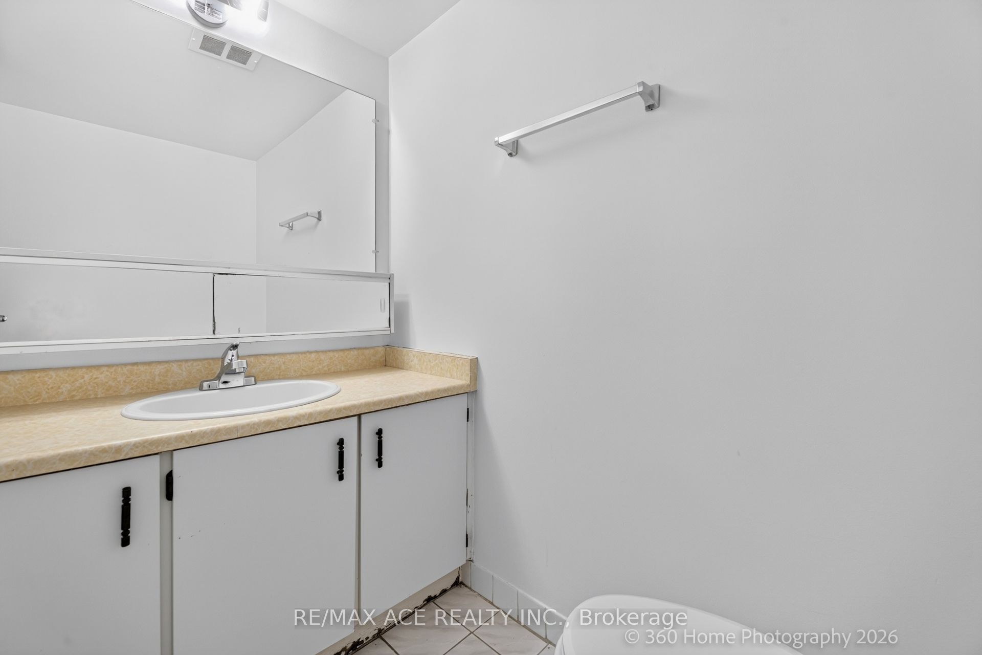 25 Sunrise Avenue 506 Property Photo 23