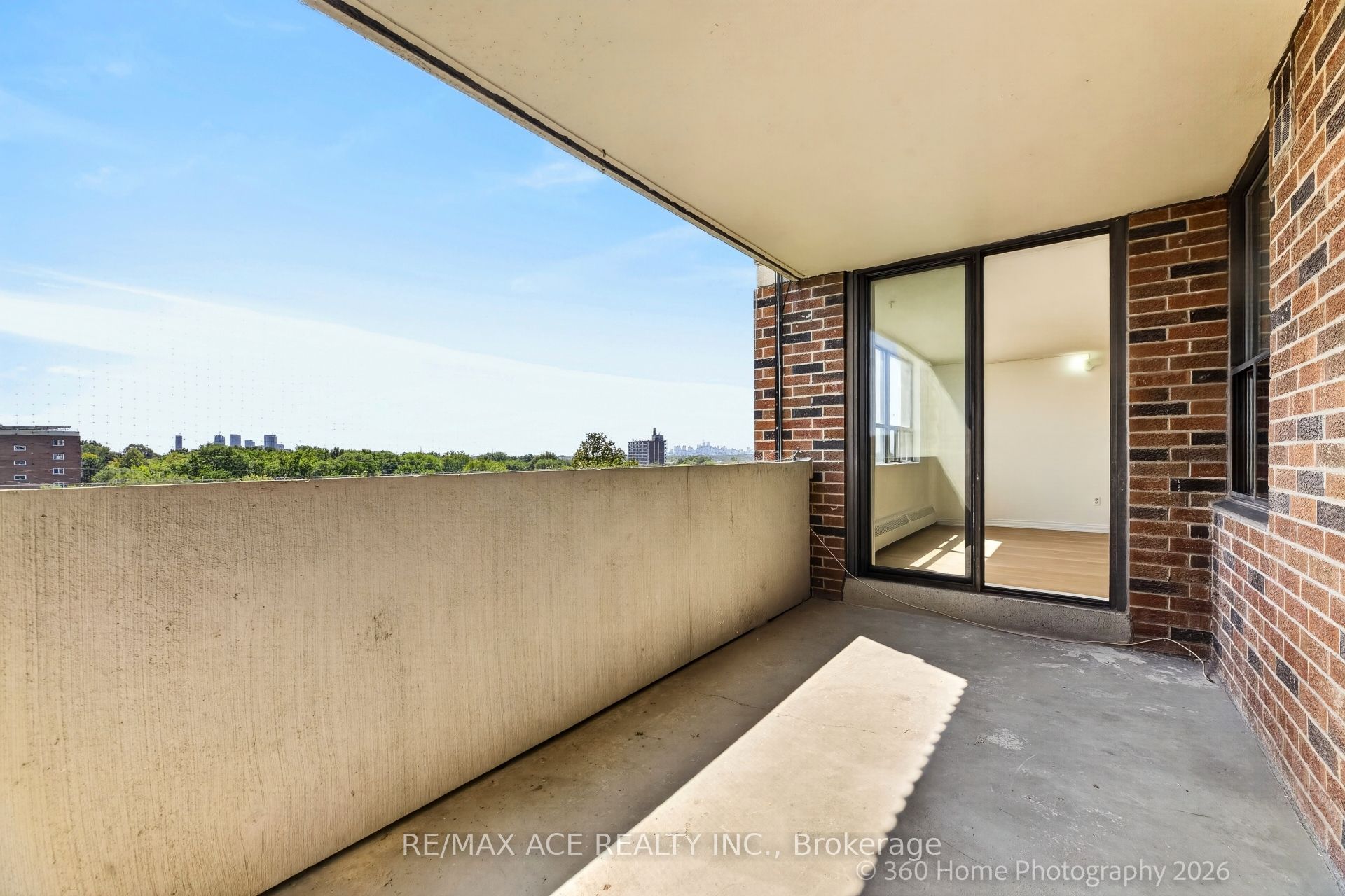 25 Sunrise Avenue 506 Property Photo 28