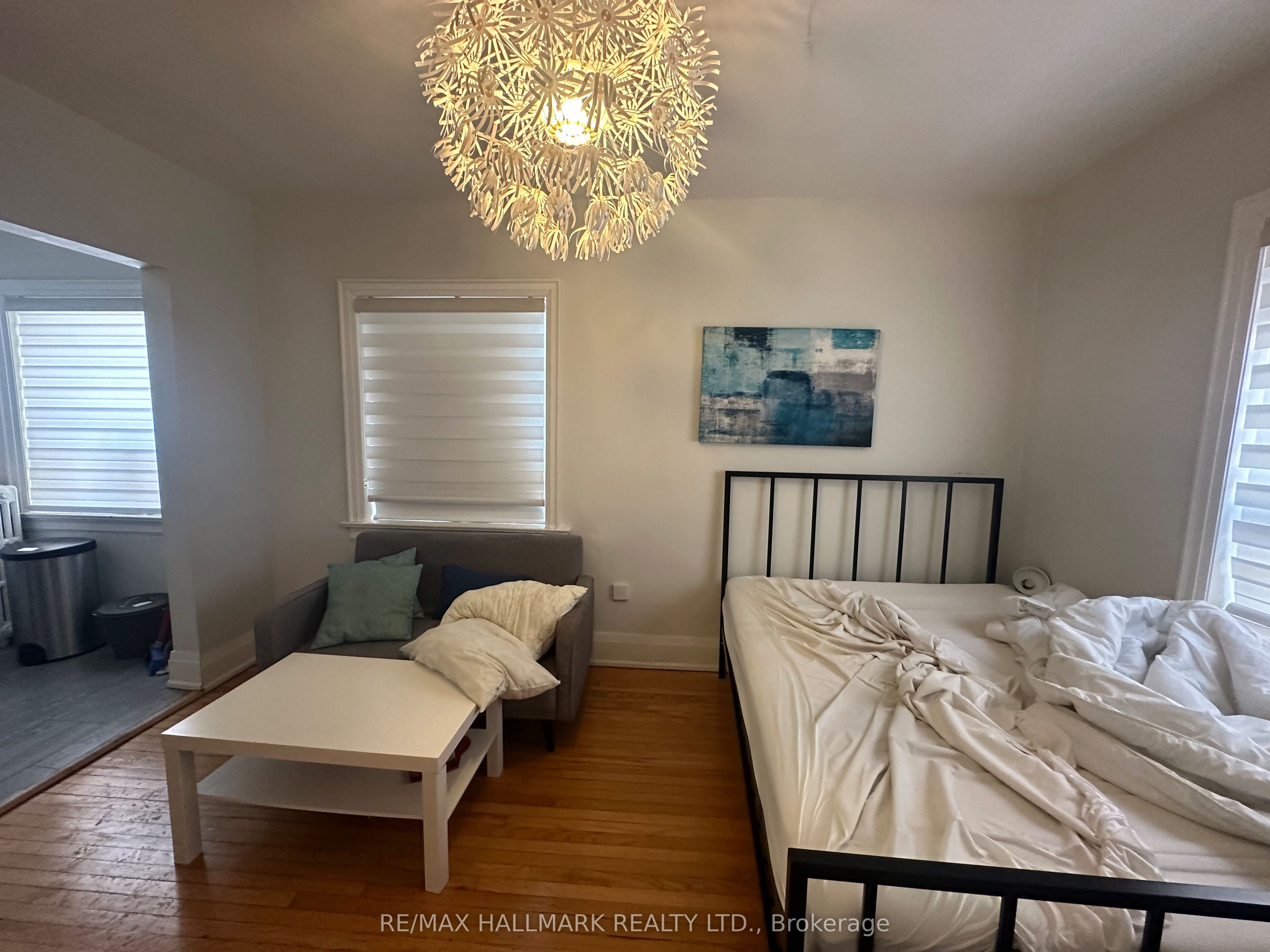 595 St Clair Avenue W 9 Property Photo 13