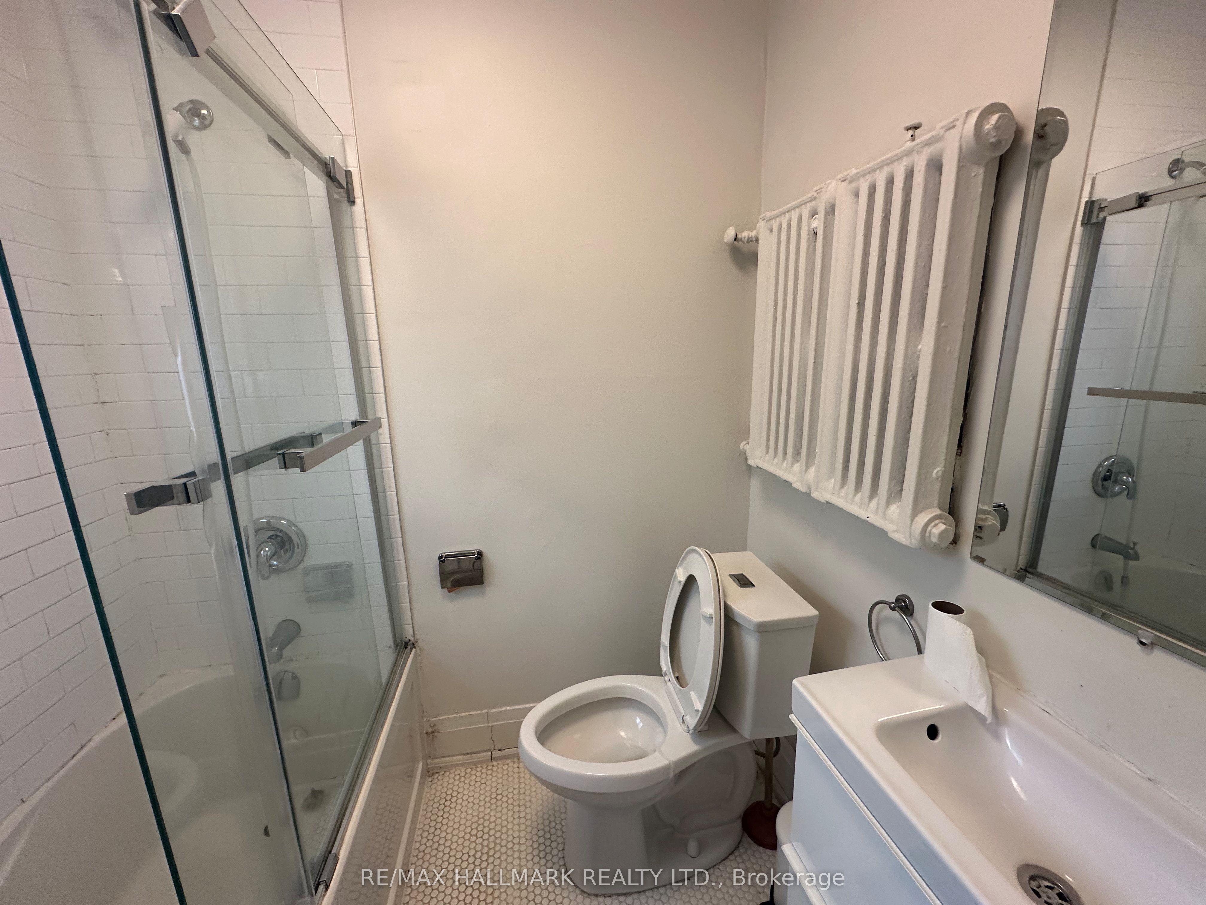 595 St Clair Avenue W 9 Property Photo 15
