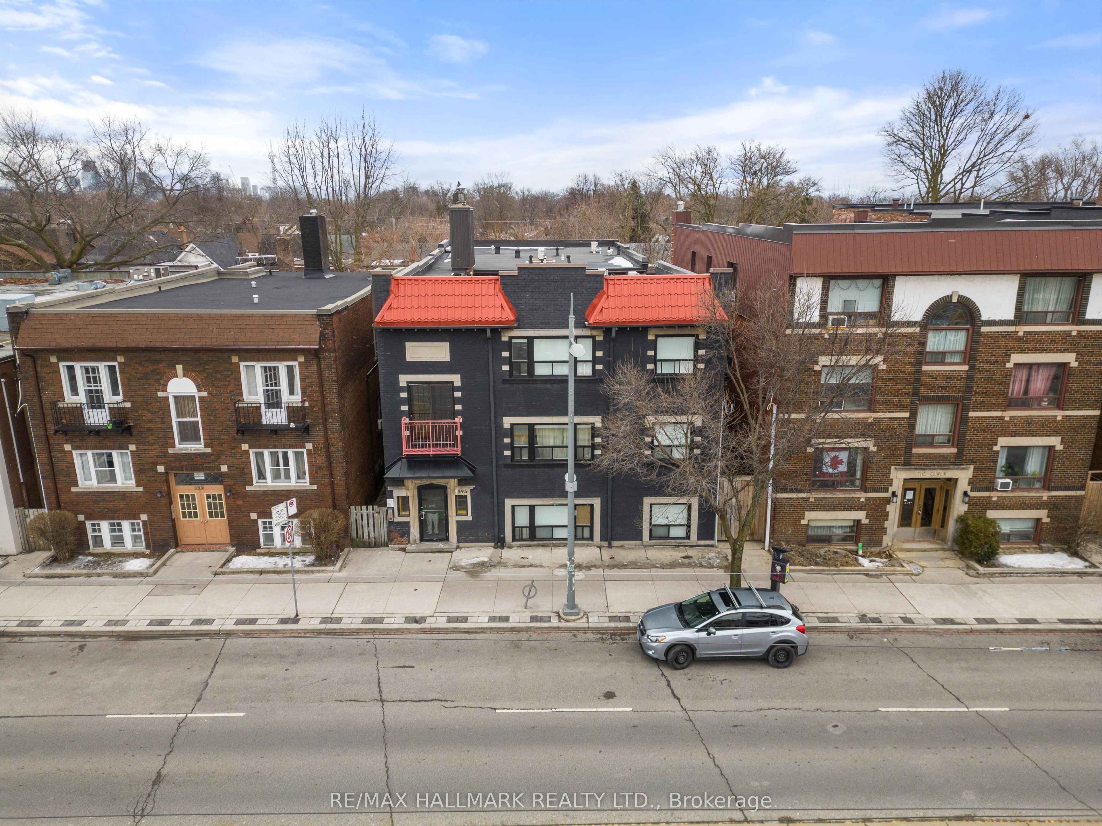 595 St Clair Avenue W 9 Property Photo 18