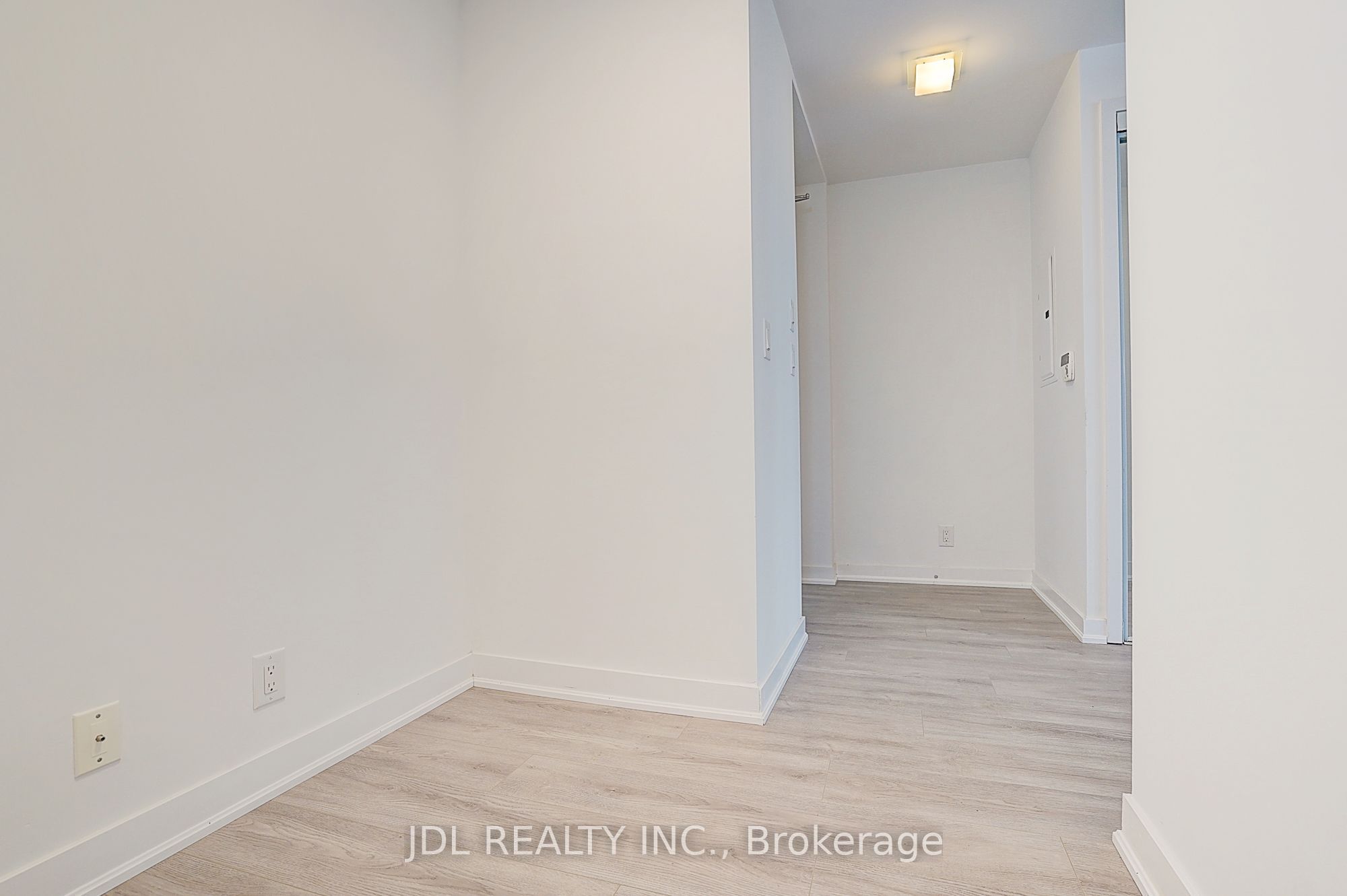14 York Street 2012 Property Photo 11