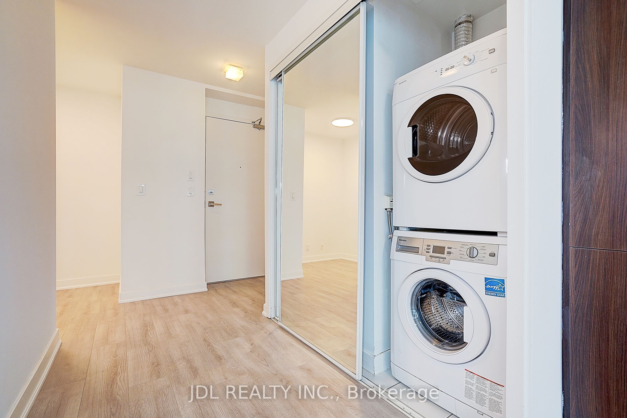 14 York Street 2012 Property Photo 14