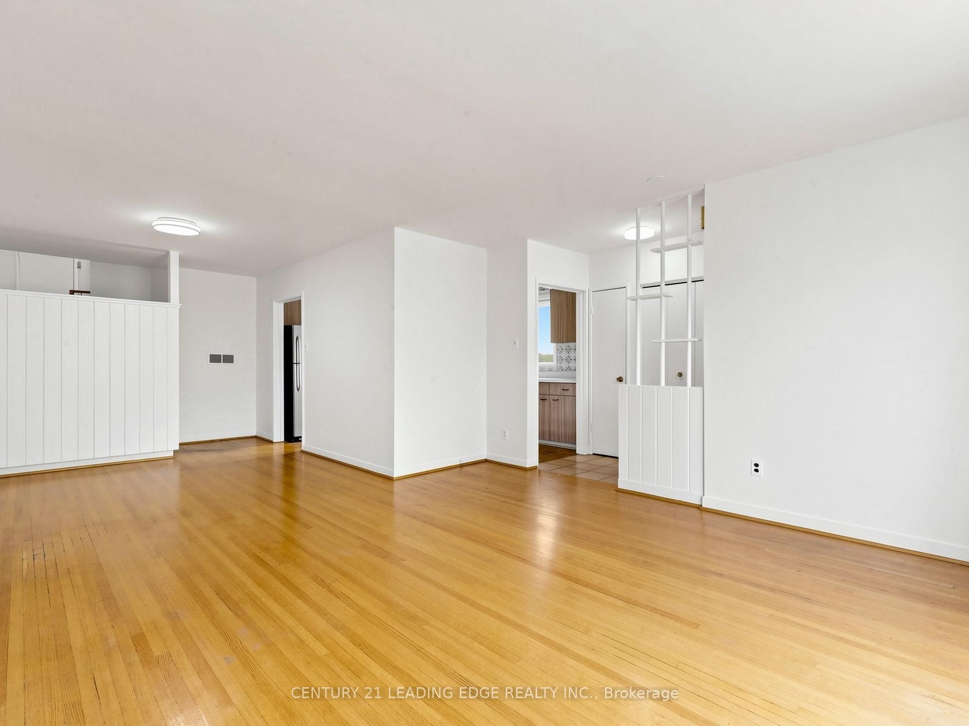 219 Lynedock Crescent Property Photo 12