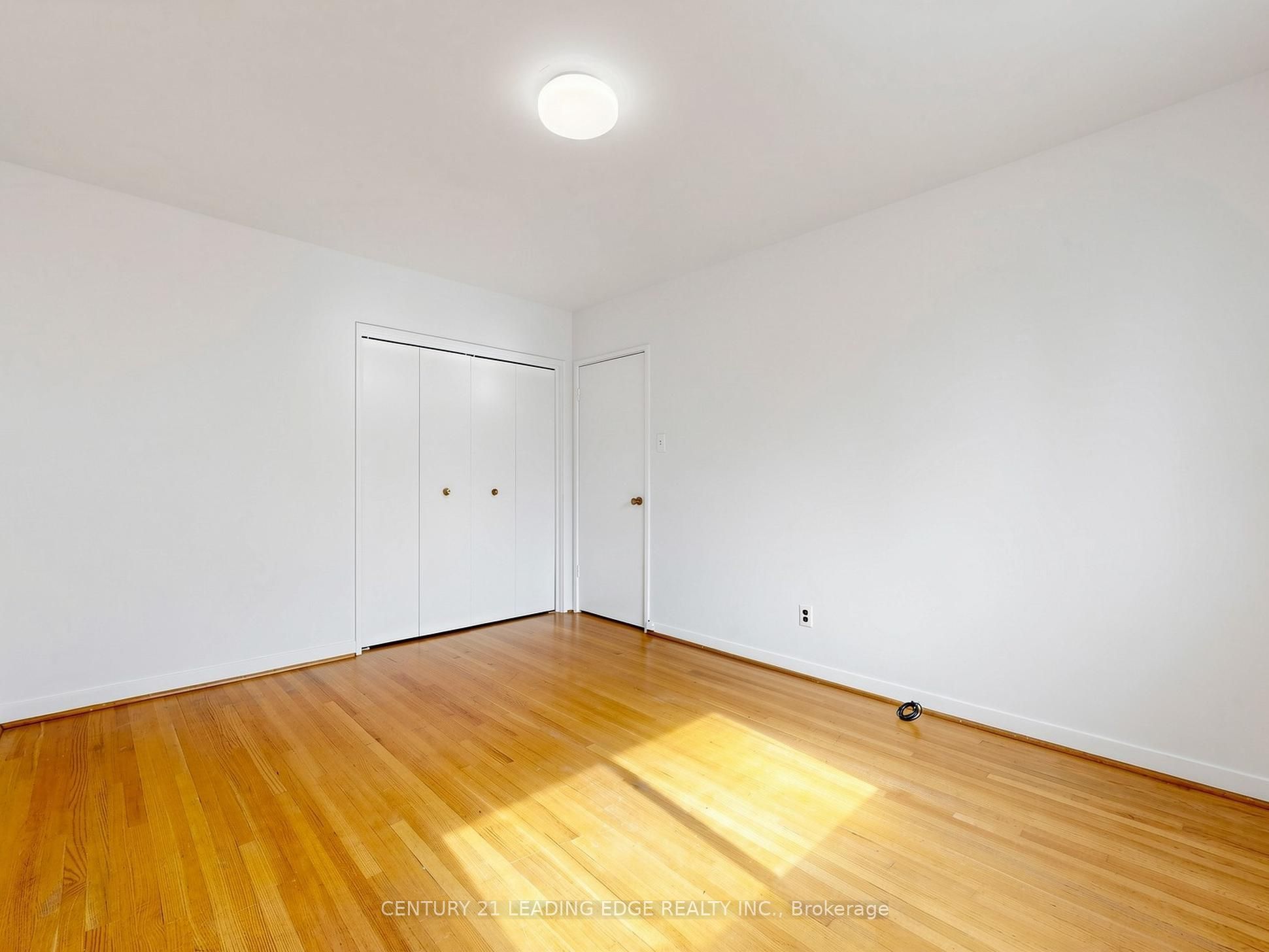 219 Lynedock Crescent Property Photo 27