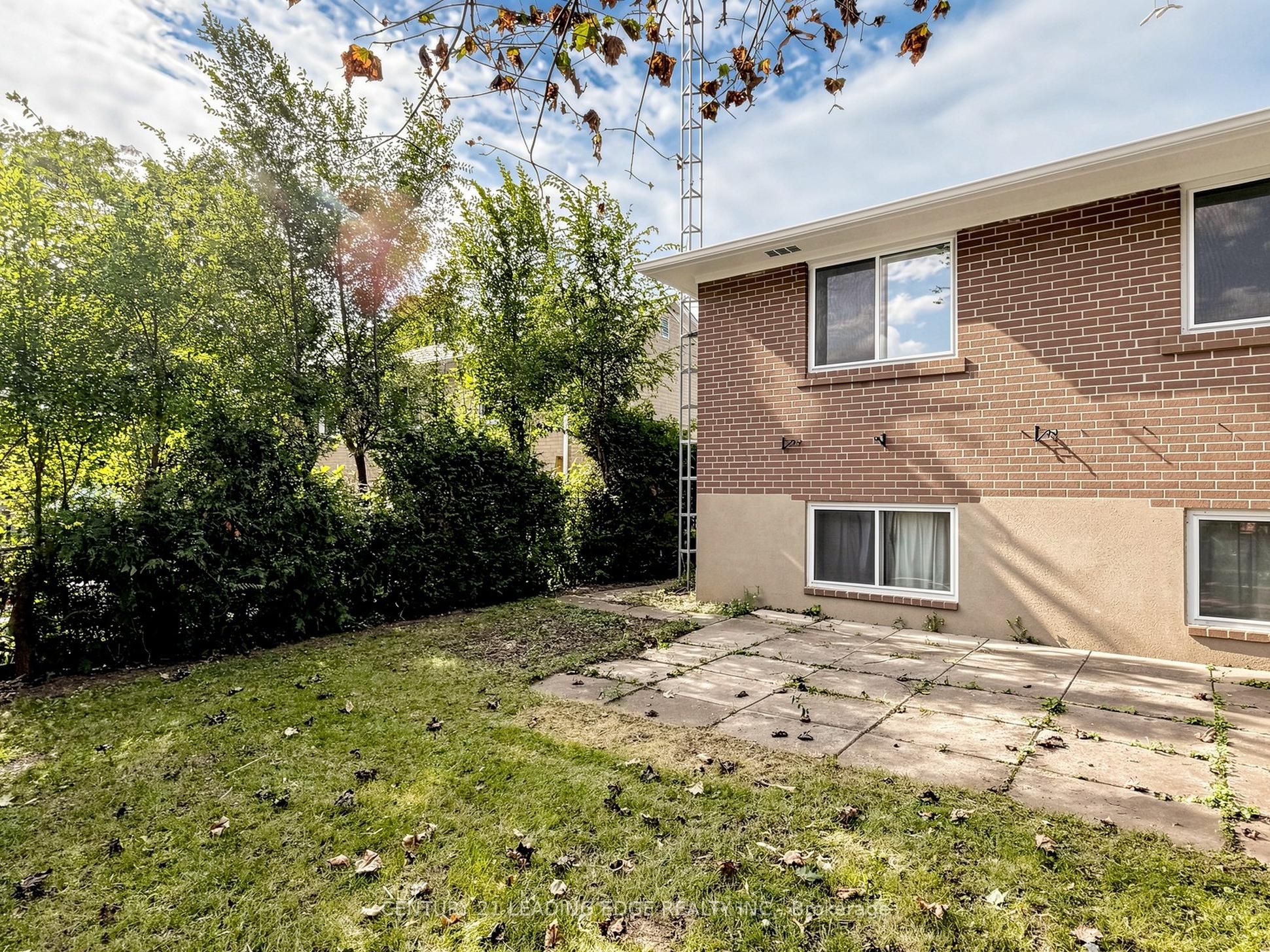 219 Lynedock Crescent Property Photo 36