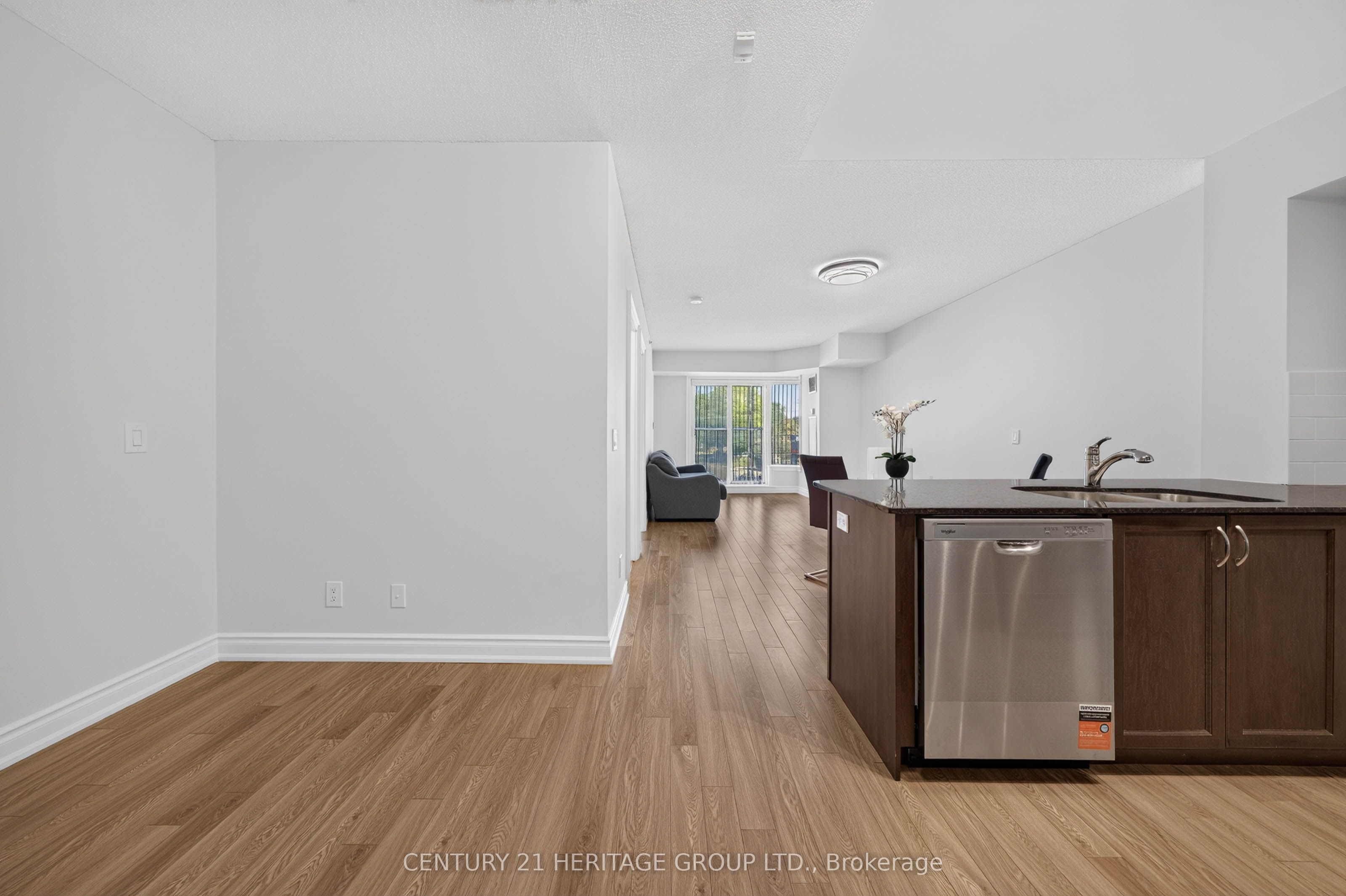 701 Sheppard Avenue W 234 Property Photo 5