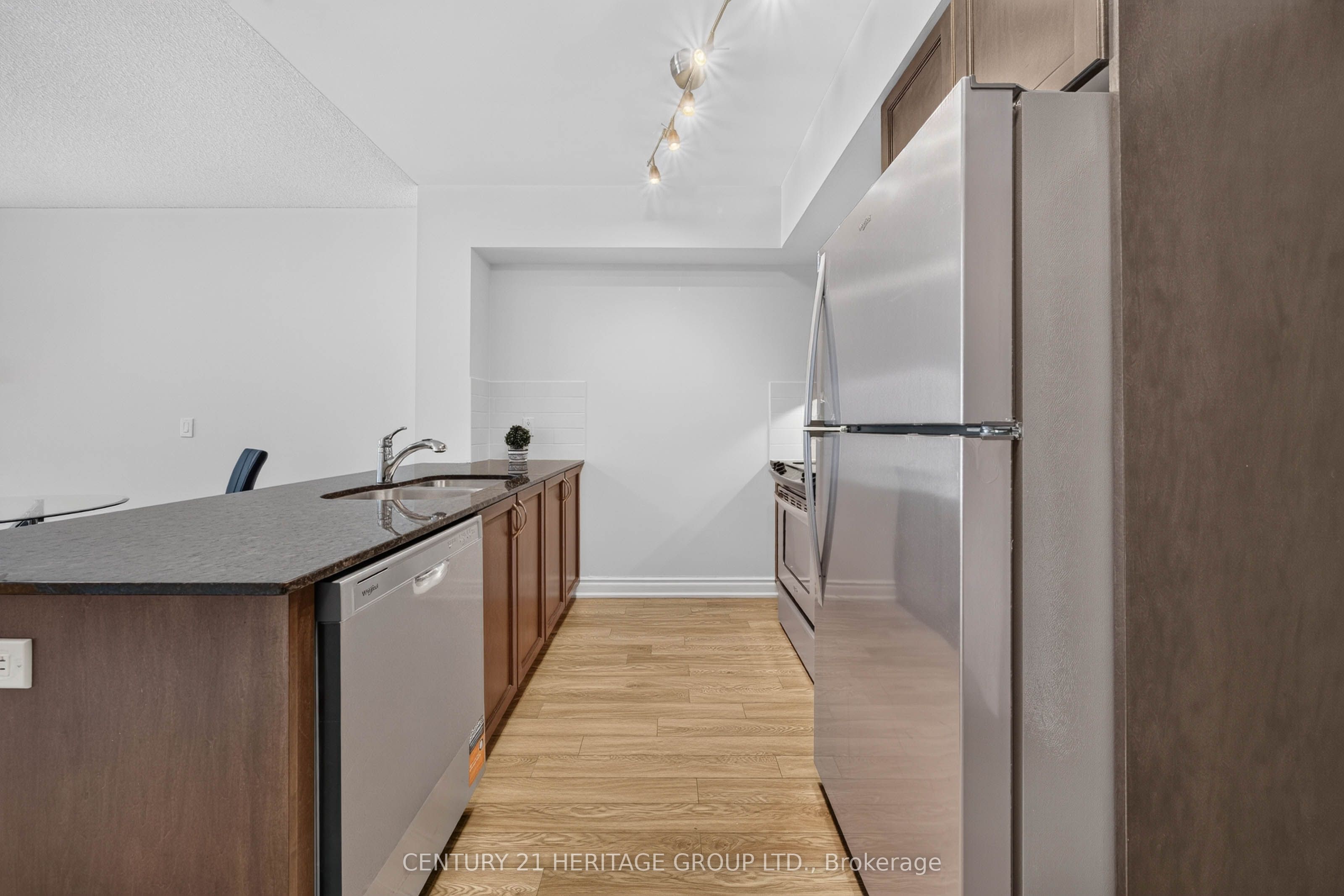 701 Sheppard Avenue W 234 Property Photo 7