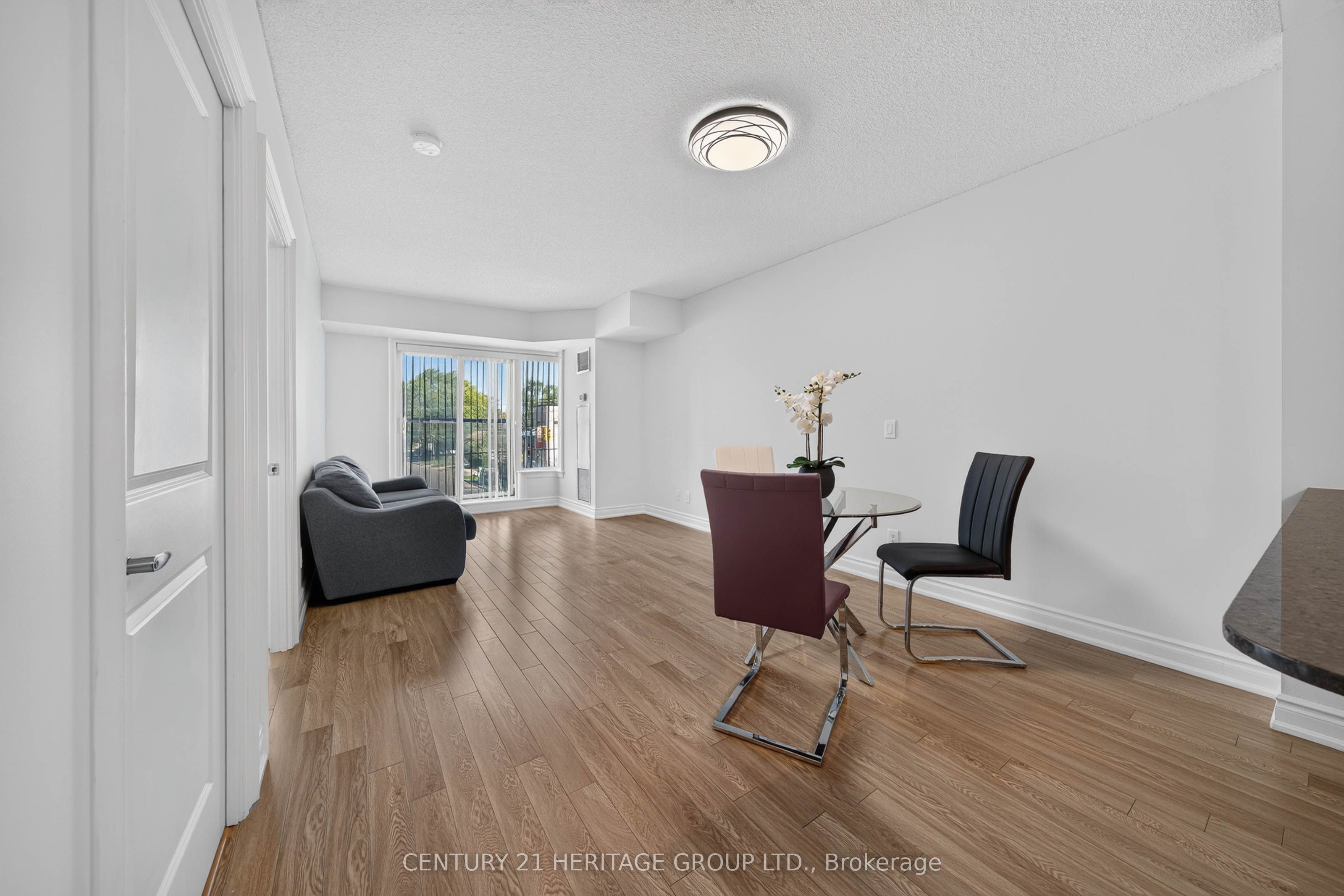 701 Sheppard Avenue W 234 Property Photo 10