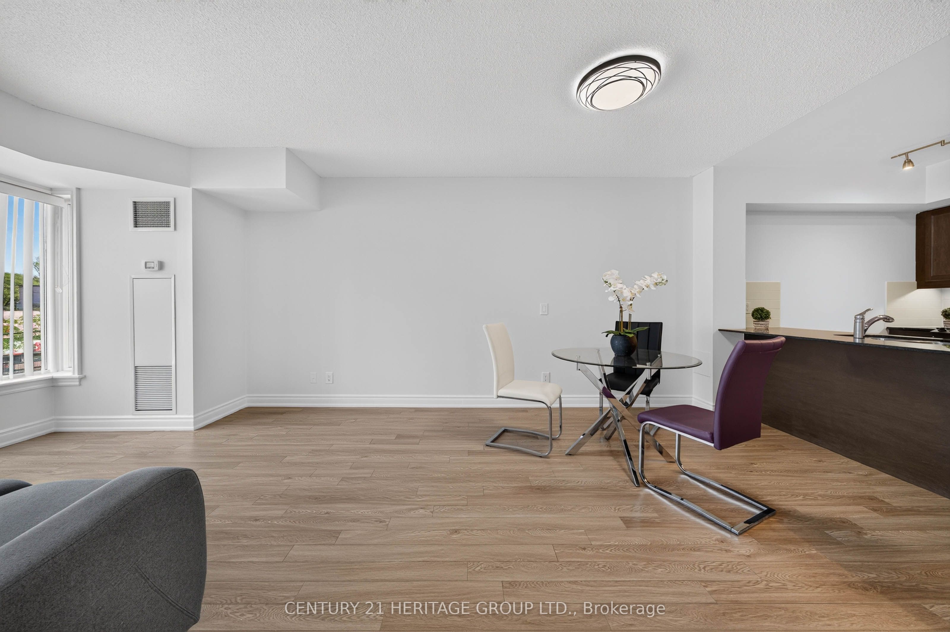 701 Sheppard Avenue W 234 Property Photo 11