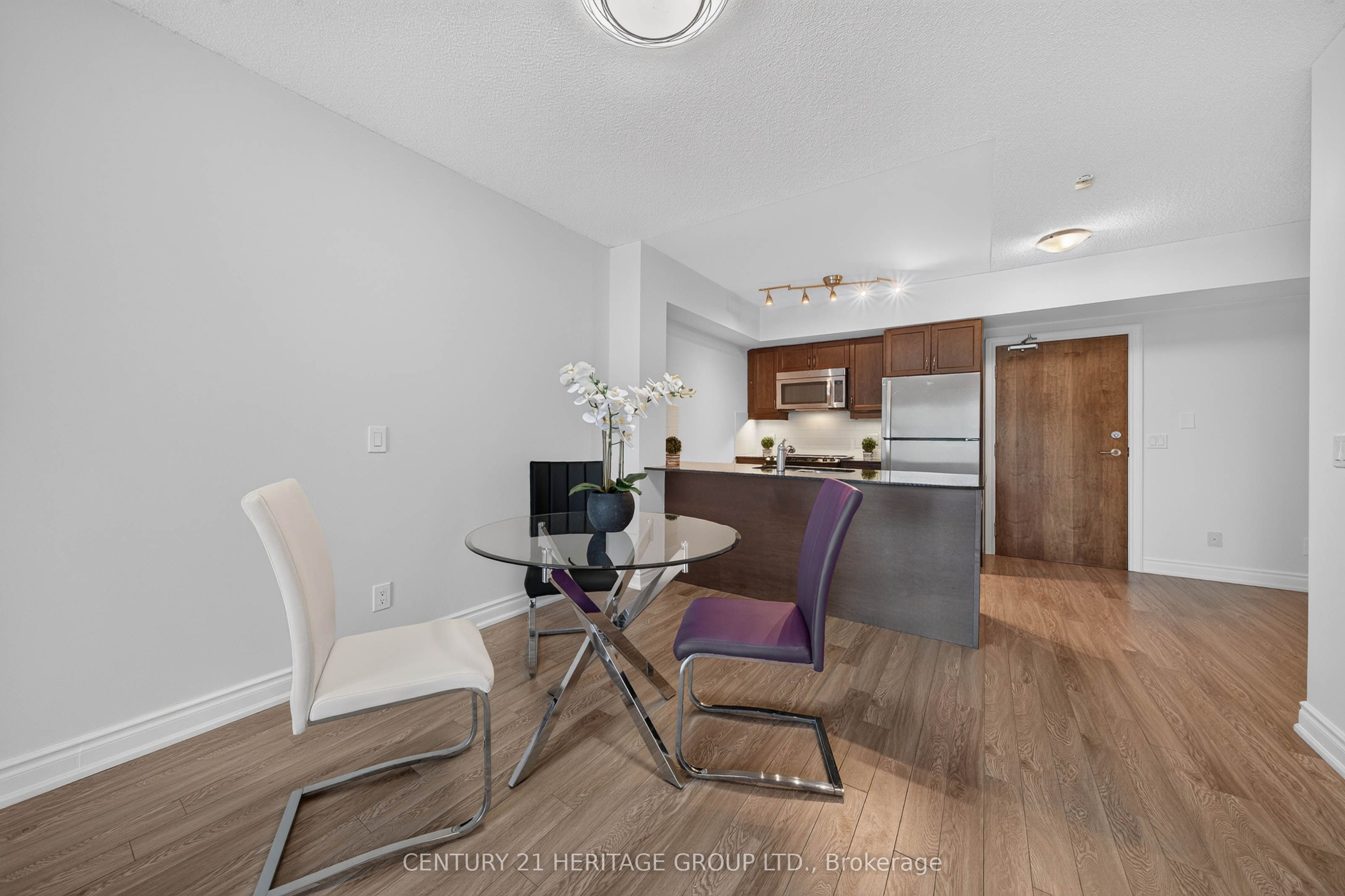 701 Sheppard Avenue W 234 Property Photo 12