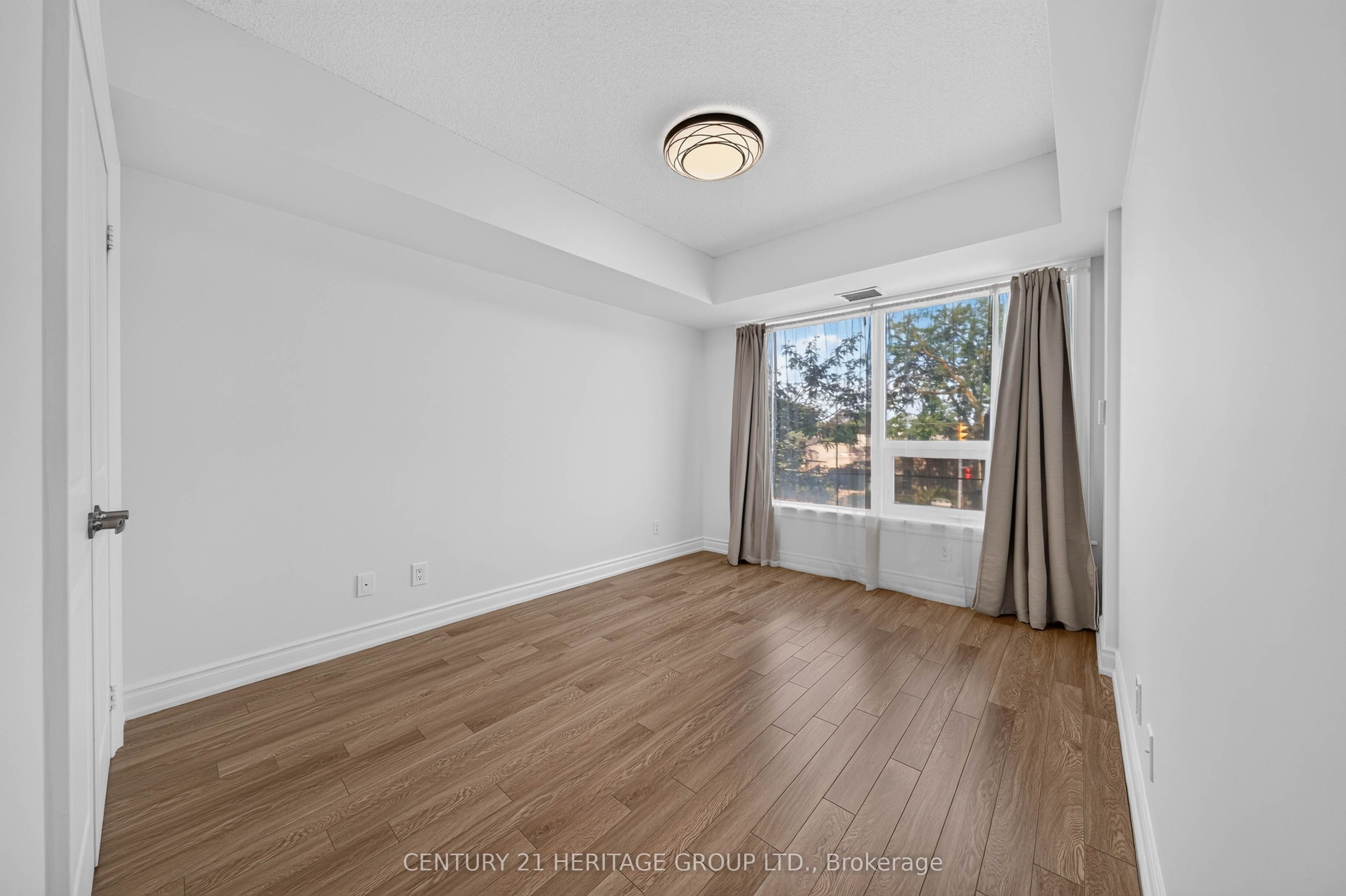 701 Sheppard Avenue W 234 Property Photo 15