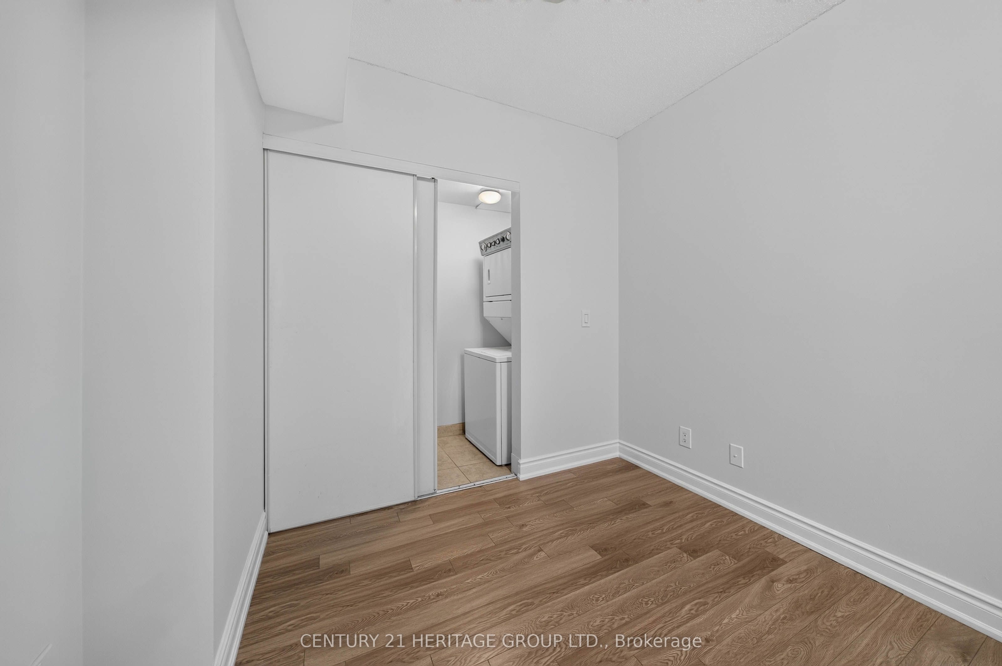 701 Sheppard Avenue W 234 Property Photo 22