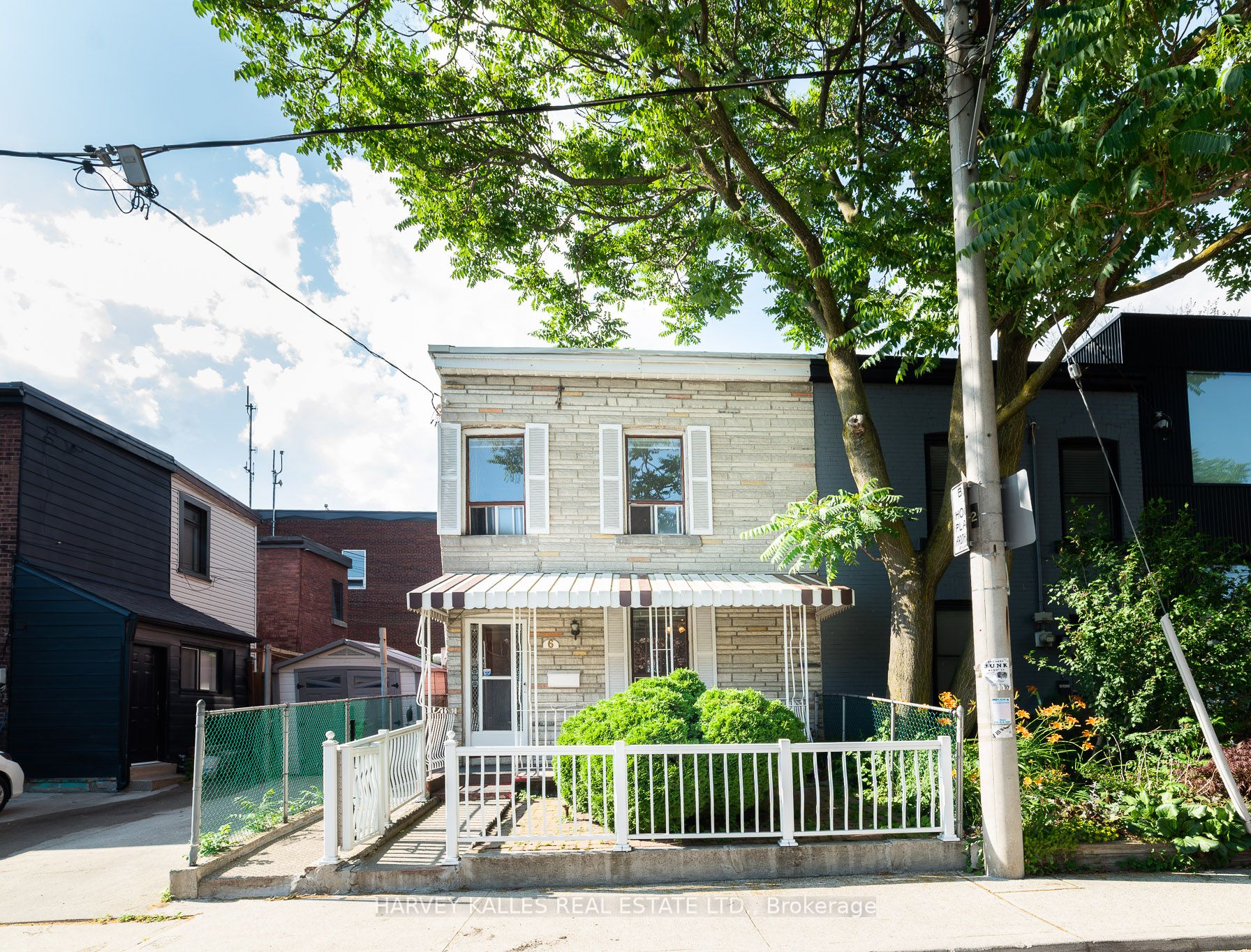 6 Crocker Avenue Property Photo 2