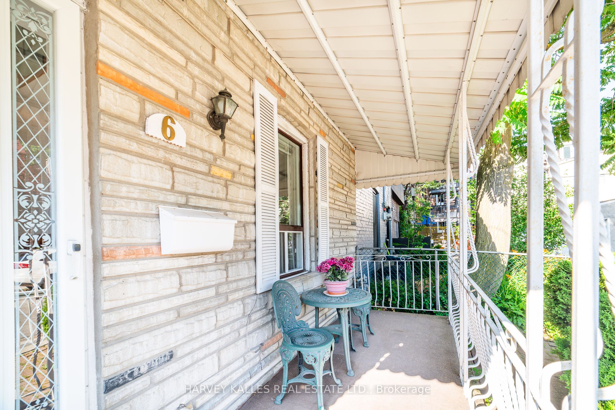 6 Crocker Avenue Property Photo 3
