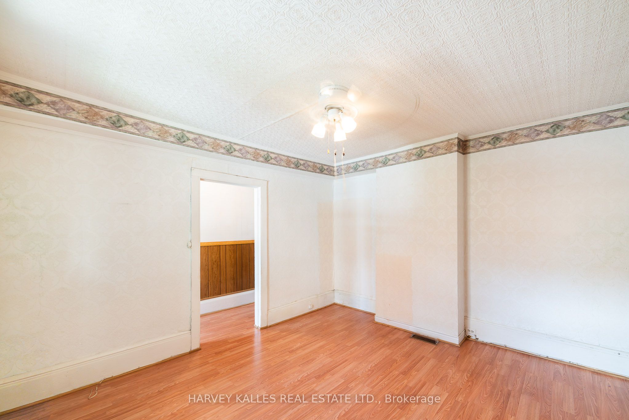 6 Crocker Avenue Property Photo 5