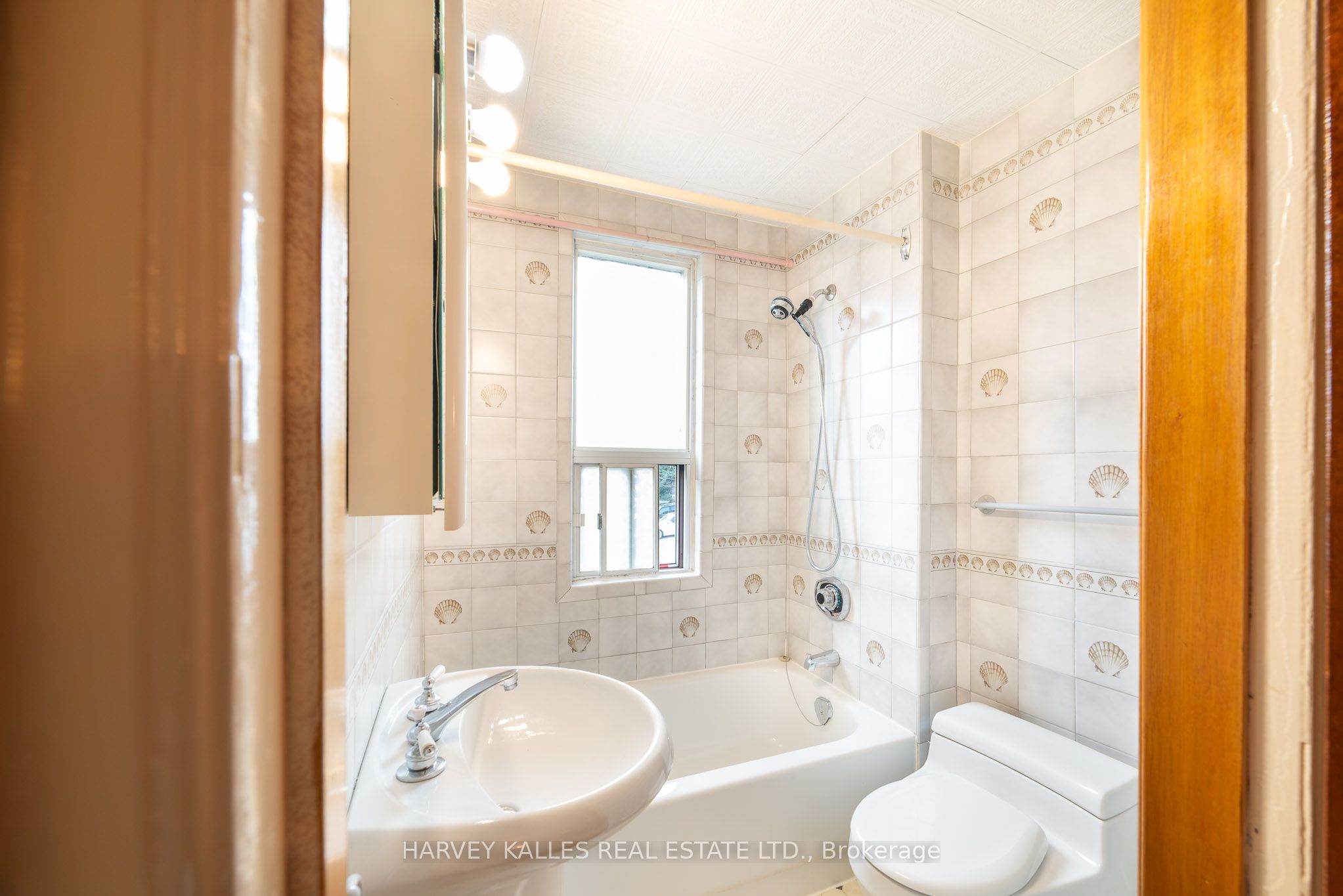 6 Crocker Avenue Property Photo 18